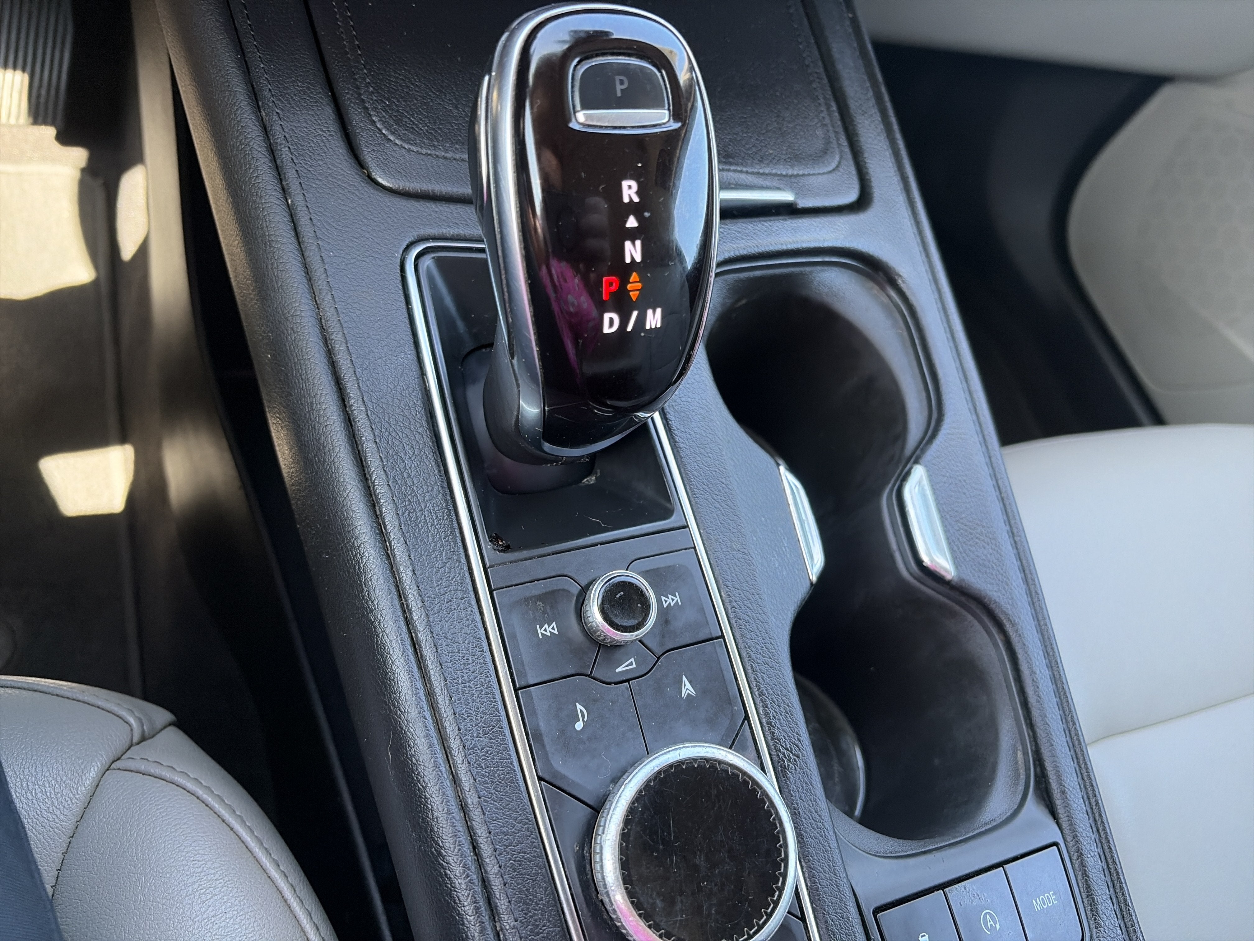 2022 Cadillac XT4 AWD Luxury