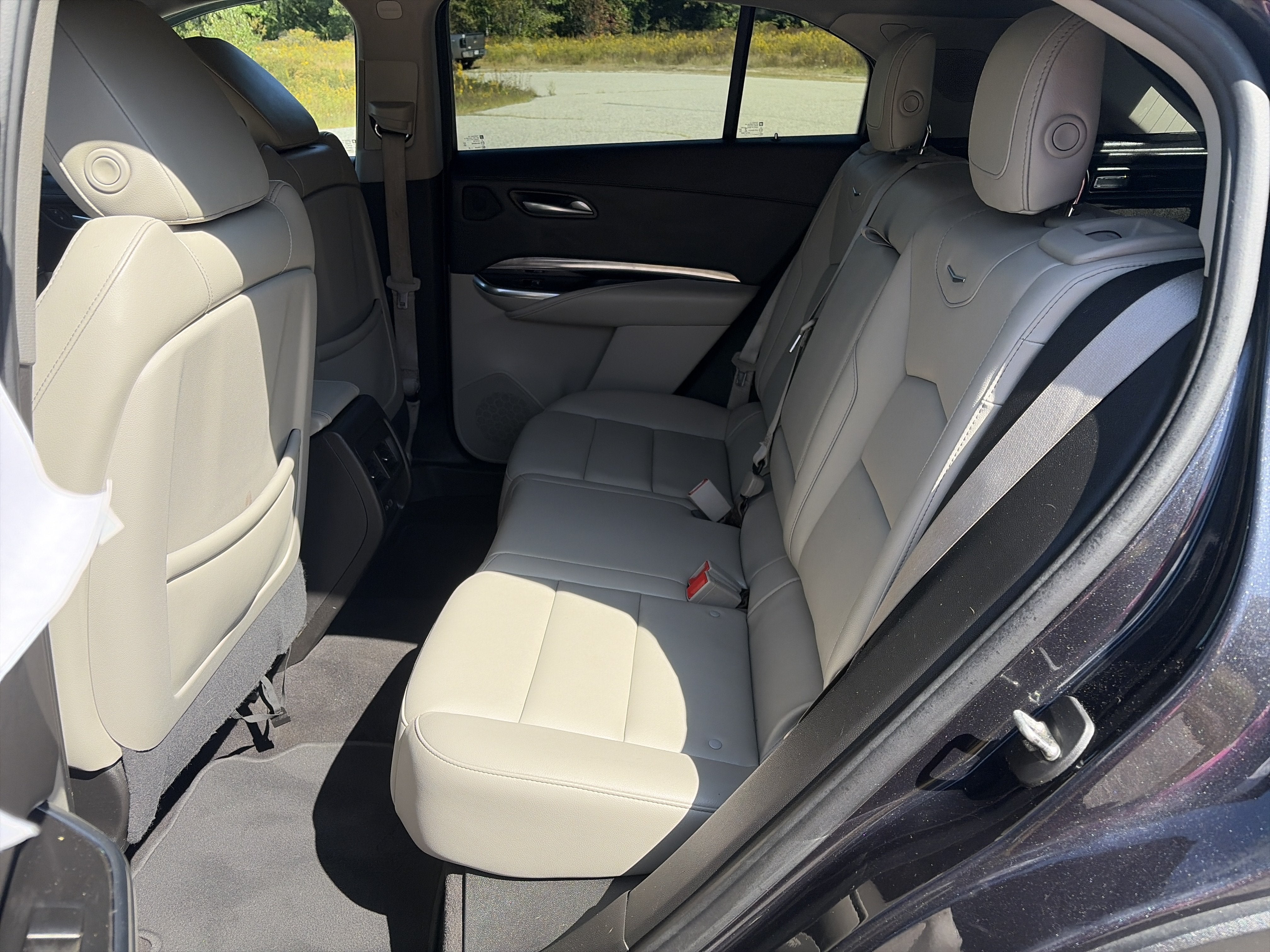2022 Cadillac XT4 AWD Luxury
