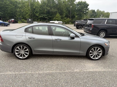 2020 Volvo S60 Momentum