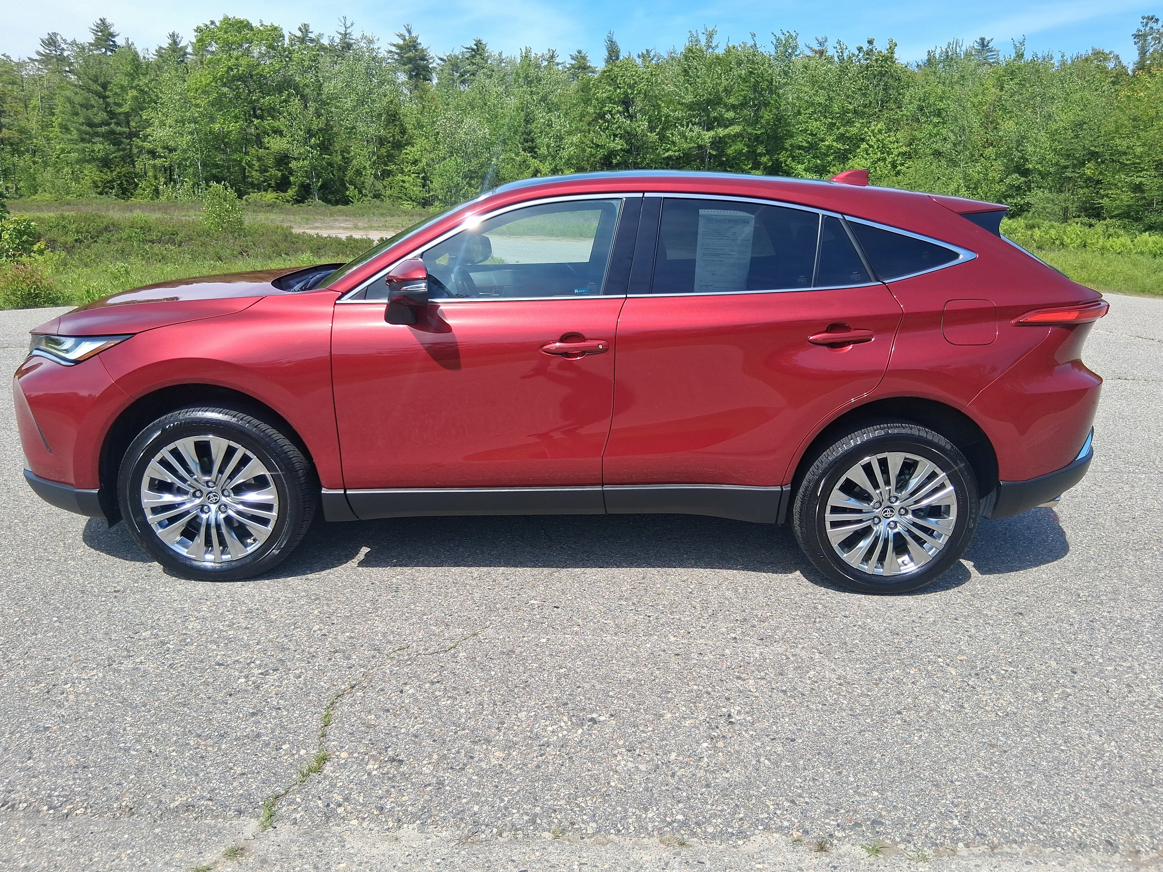 2024 Toyota Venza LE