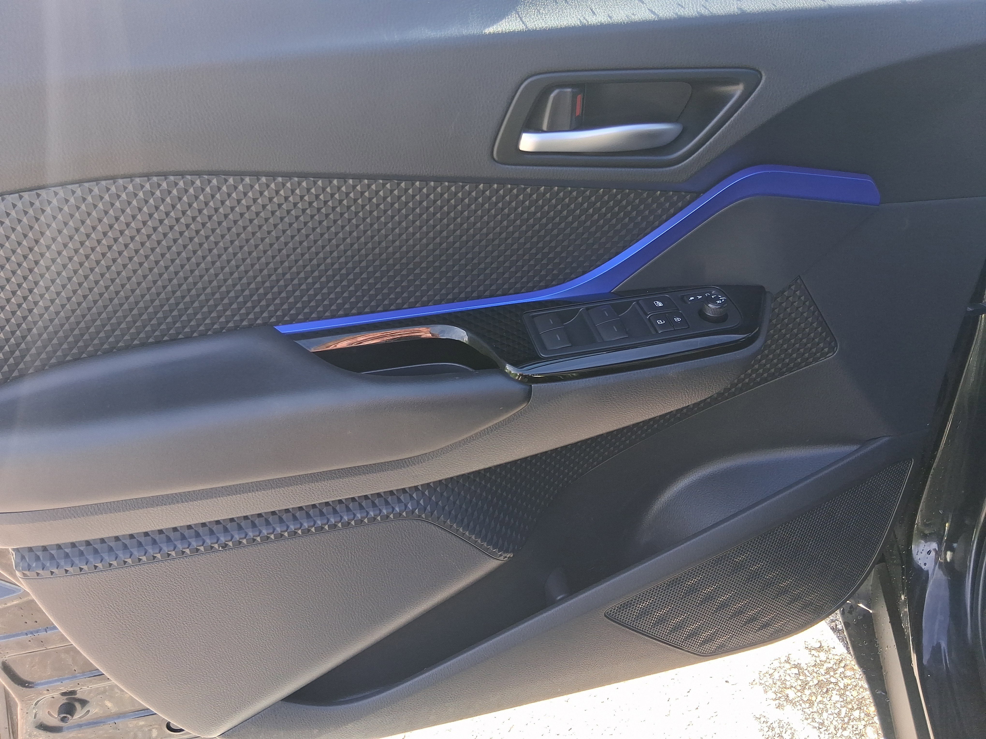 2020 Toyota C-HR LE