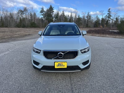 2019 Volvo XC40 Momentum