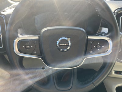 2019 Volvo XC40 Momentum