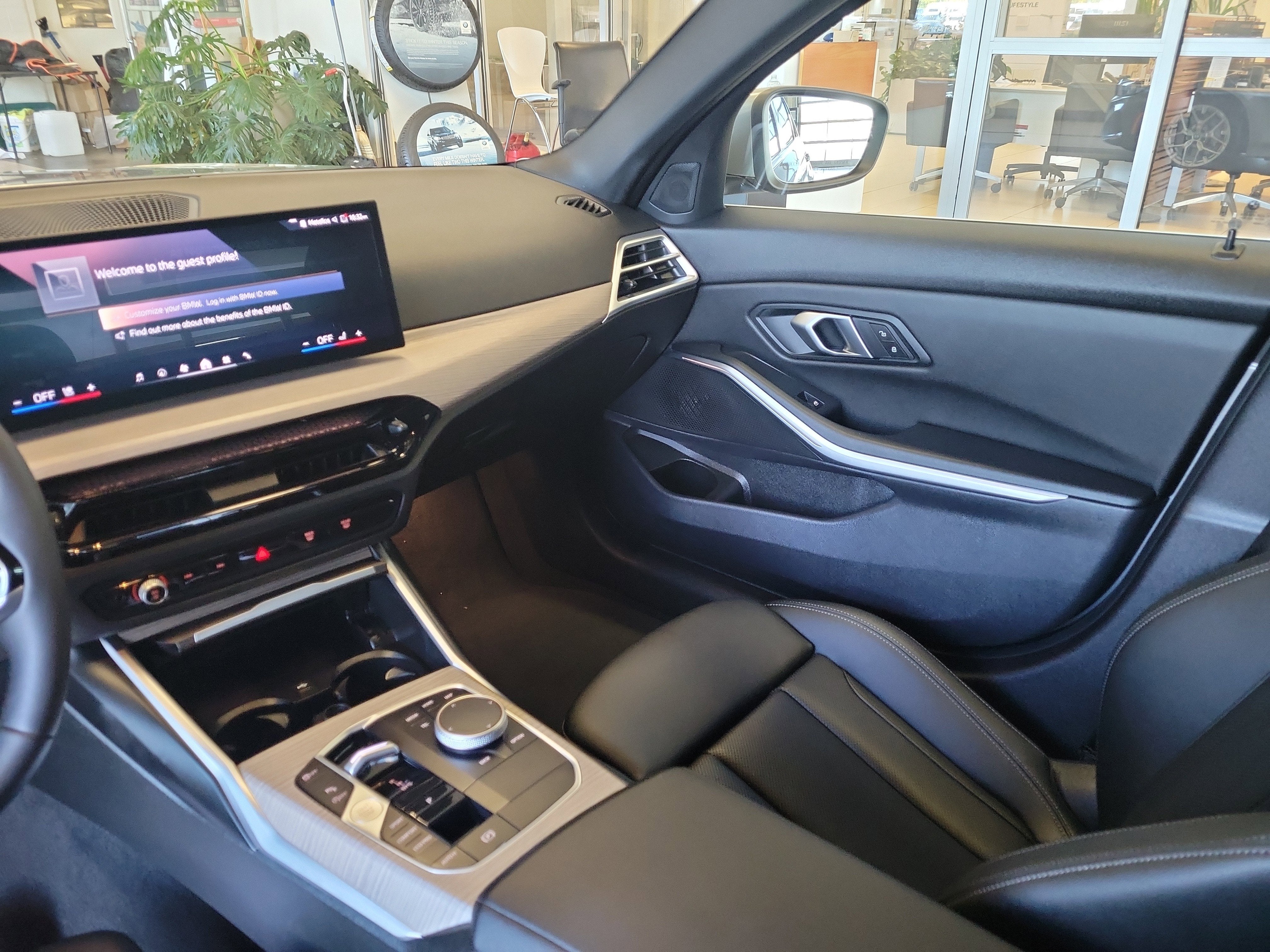 2025 BMW 3 Series 330i xDrive