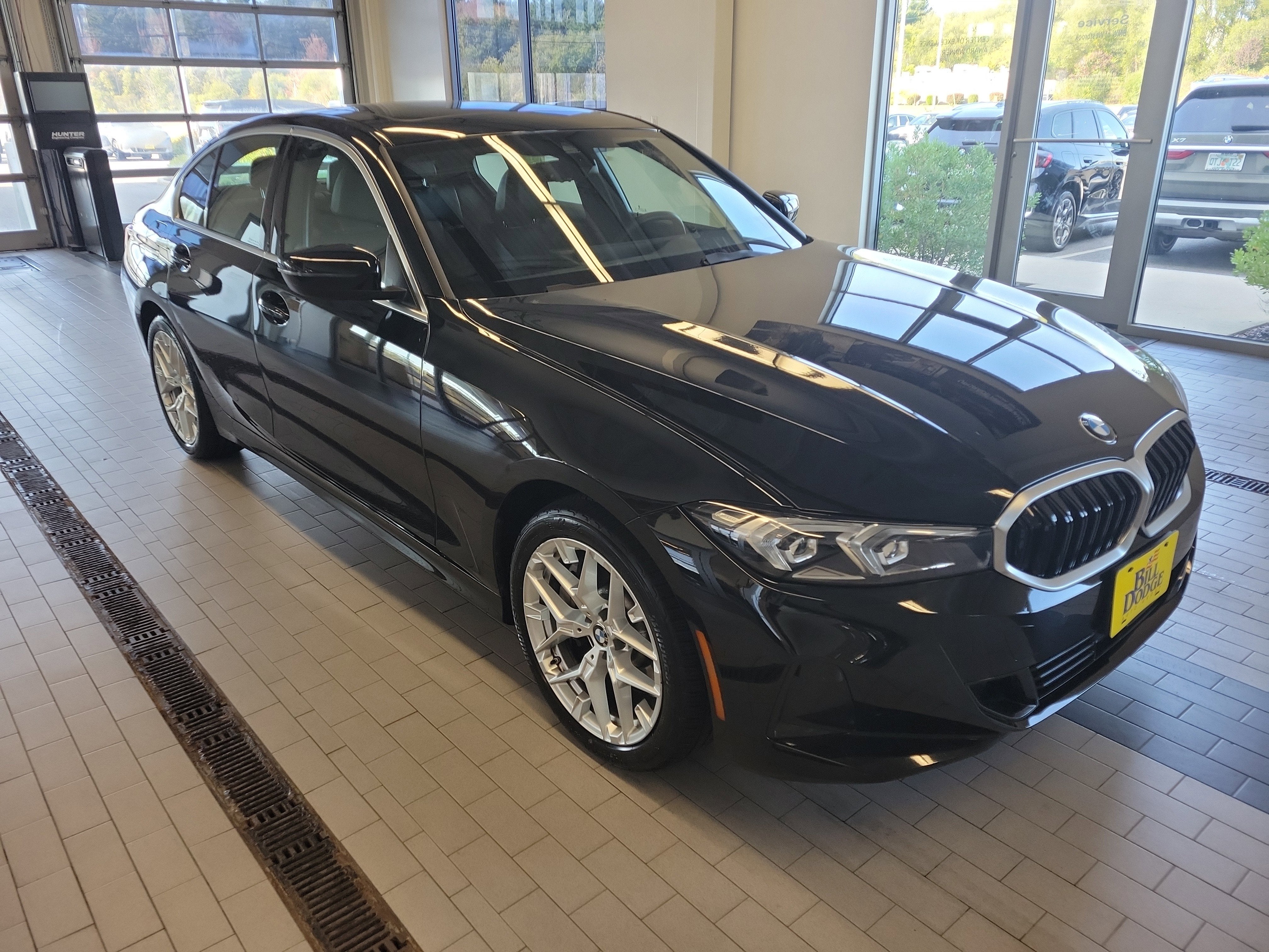 2025 BMW 3 Series 330i xDrive