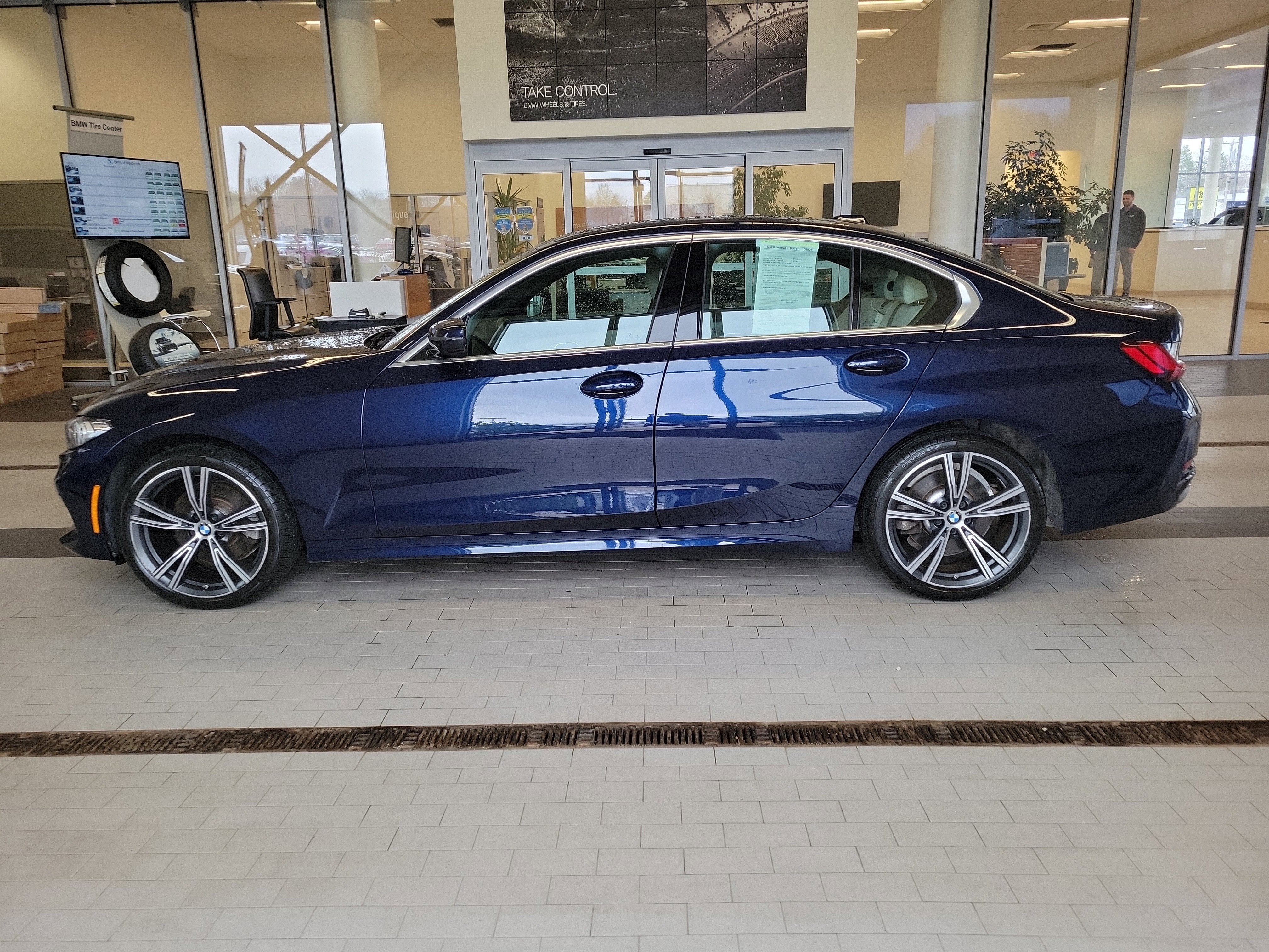 2023 BMW 3 Series 330i xDrive