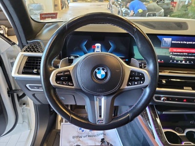 2024 BMW X7 M60i