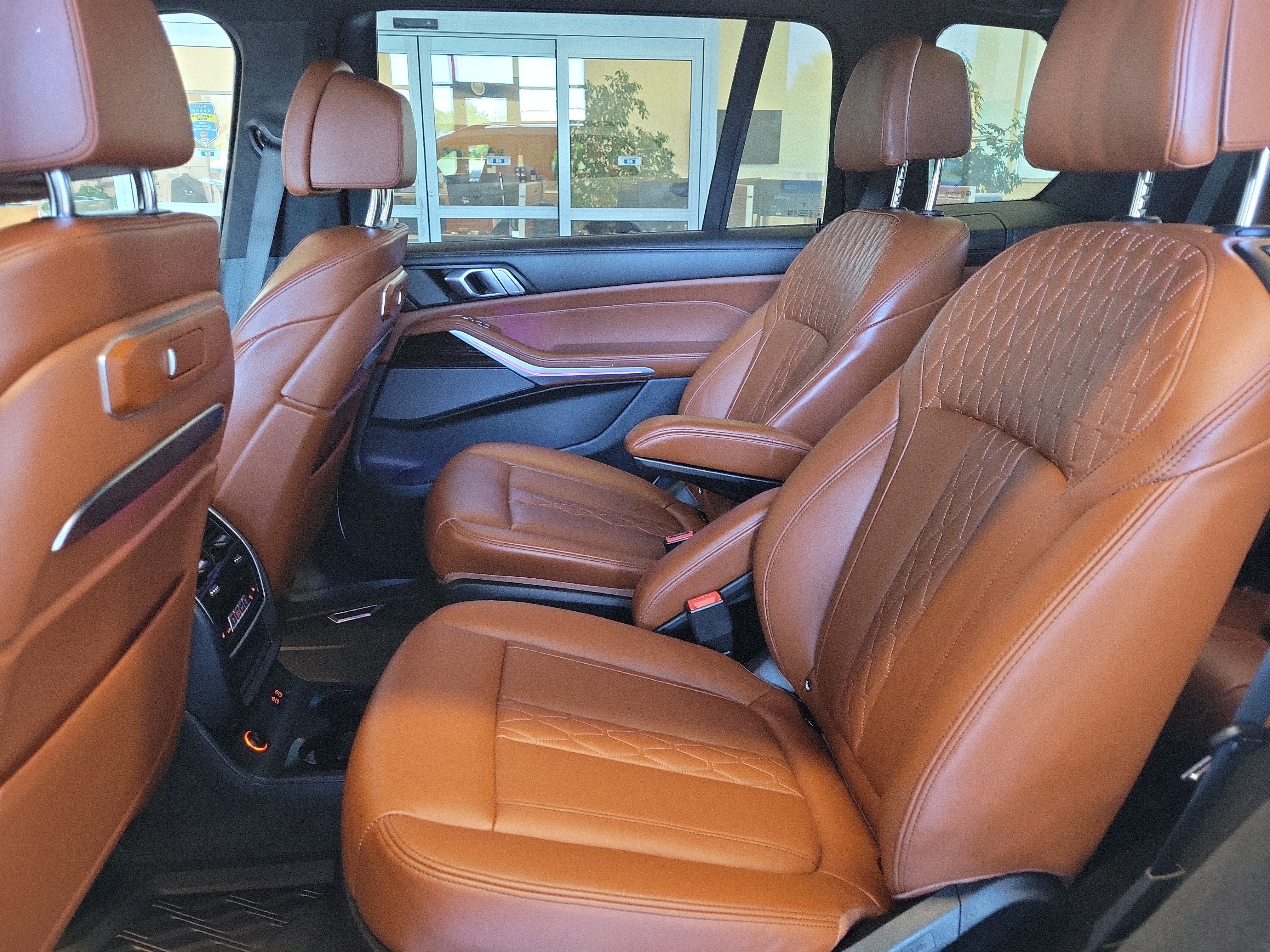 2024 BMW X7 M60i