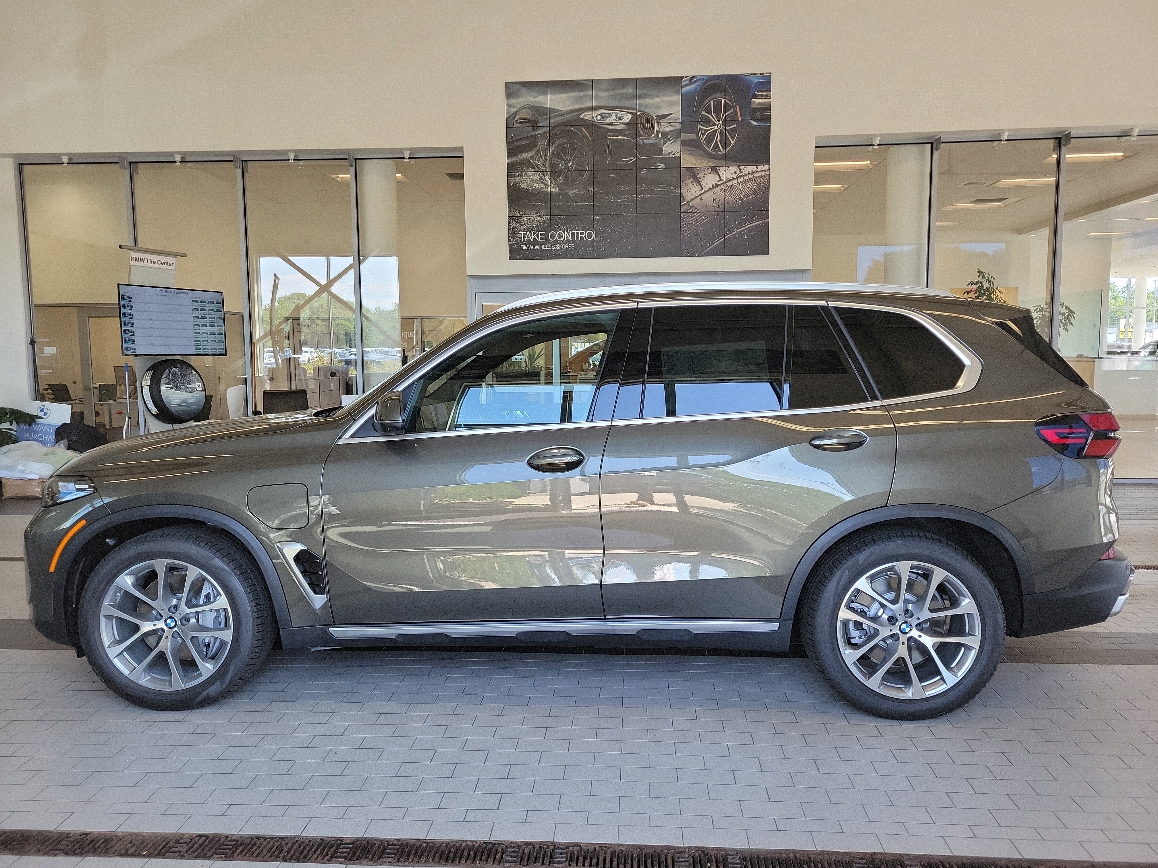 2026 BMW X5 xDrive50e