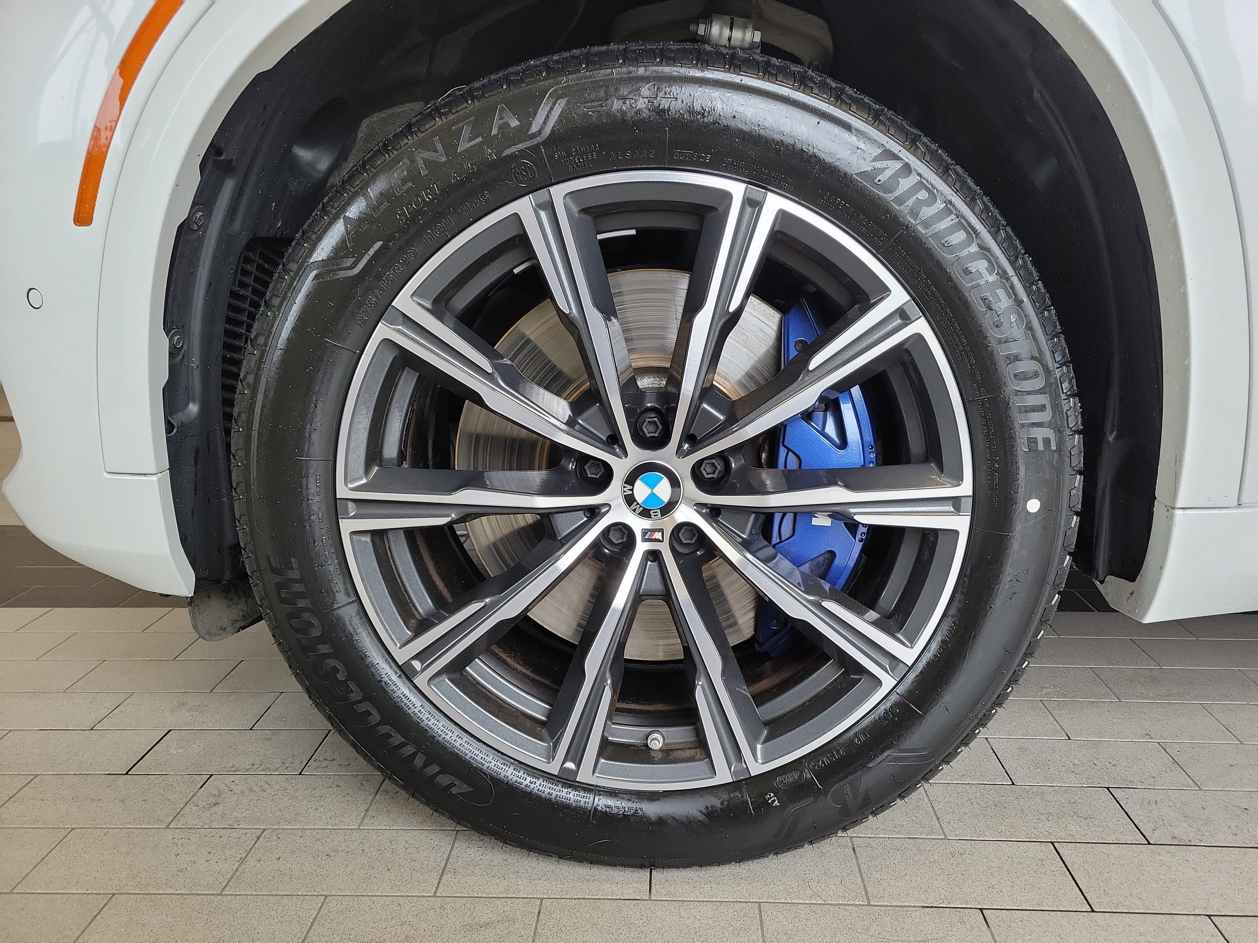 2023 BMW X5 M50i
