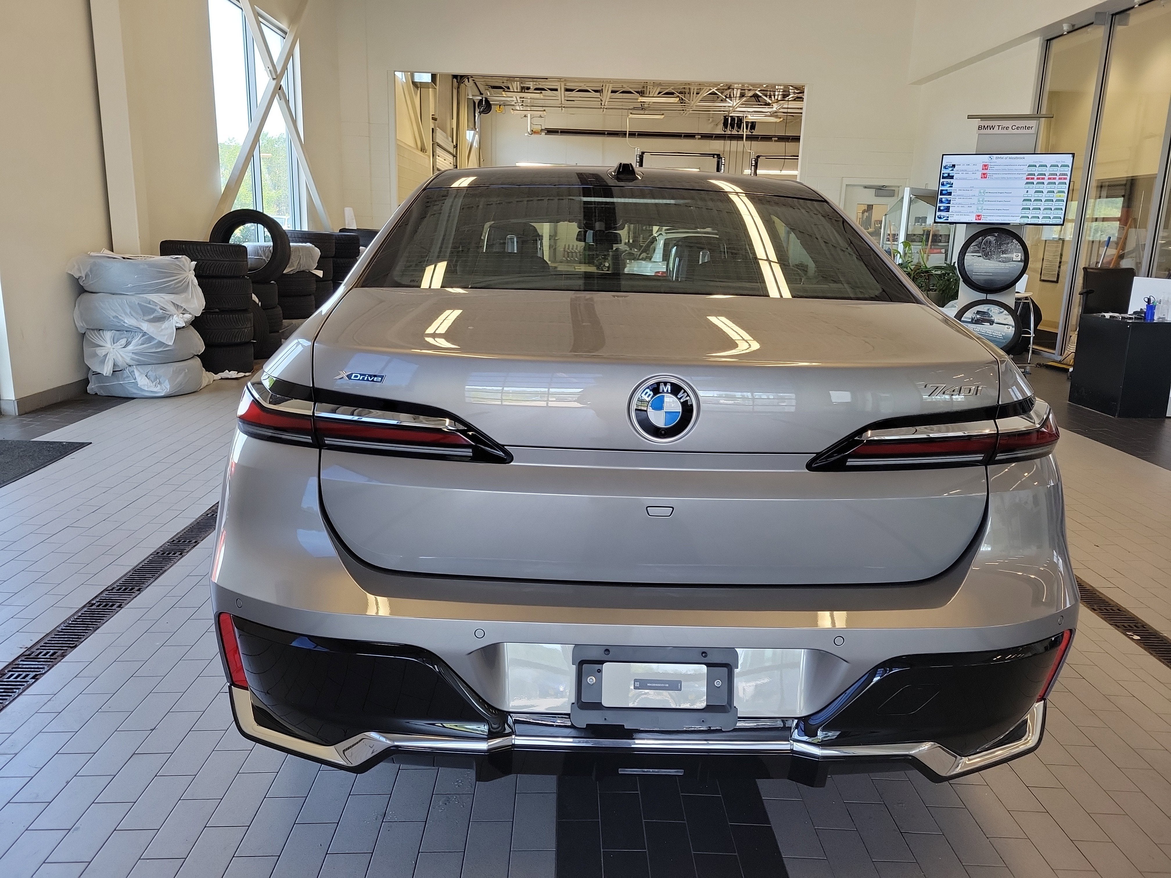 2025 BMW 7 Series 740i xDrive