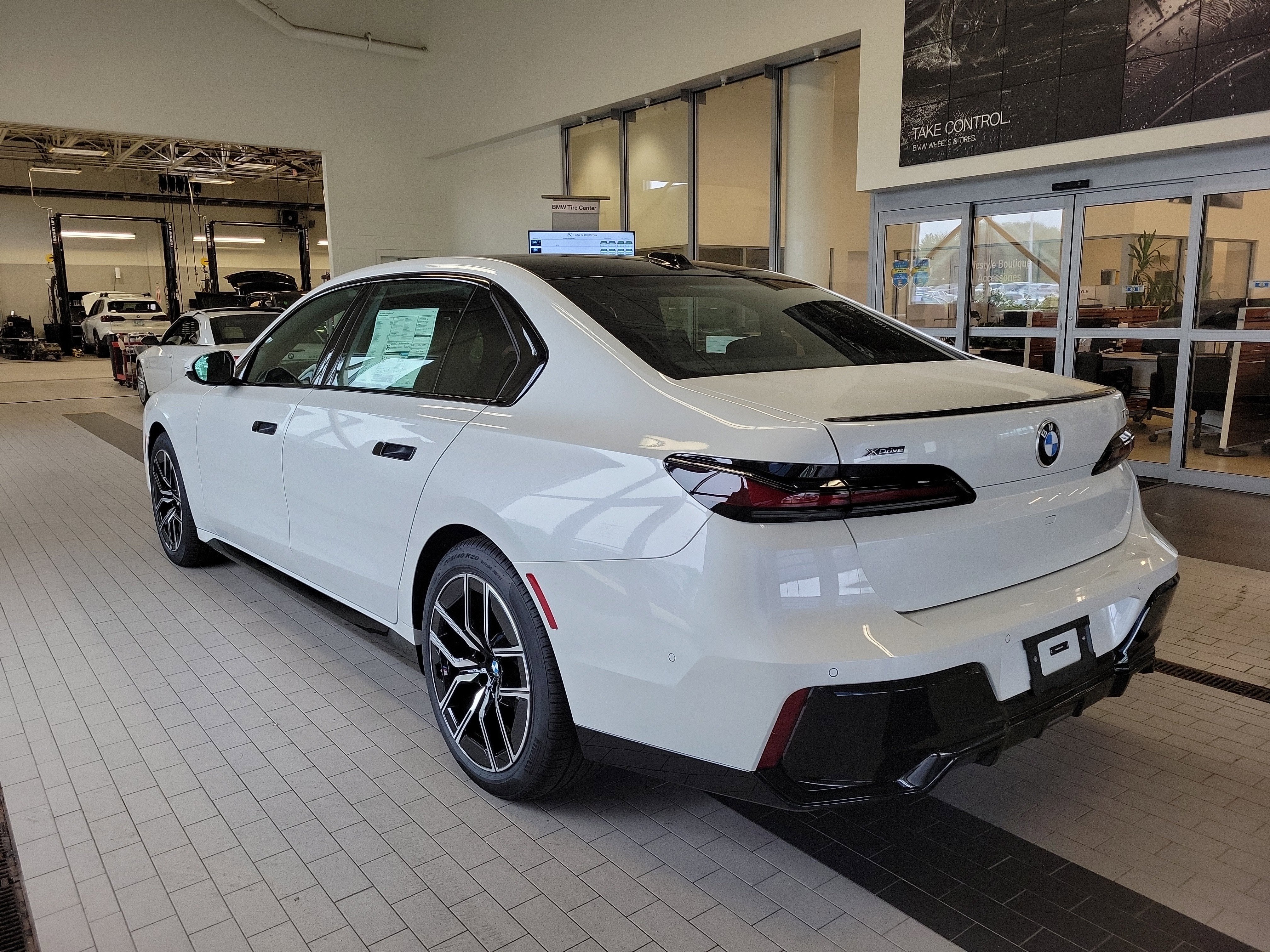 2025 BMW 7 Series 740i xDrive