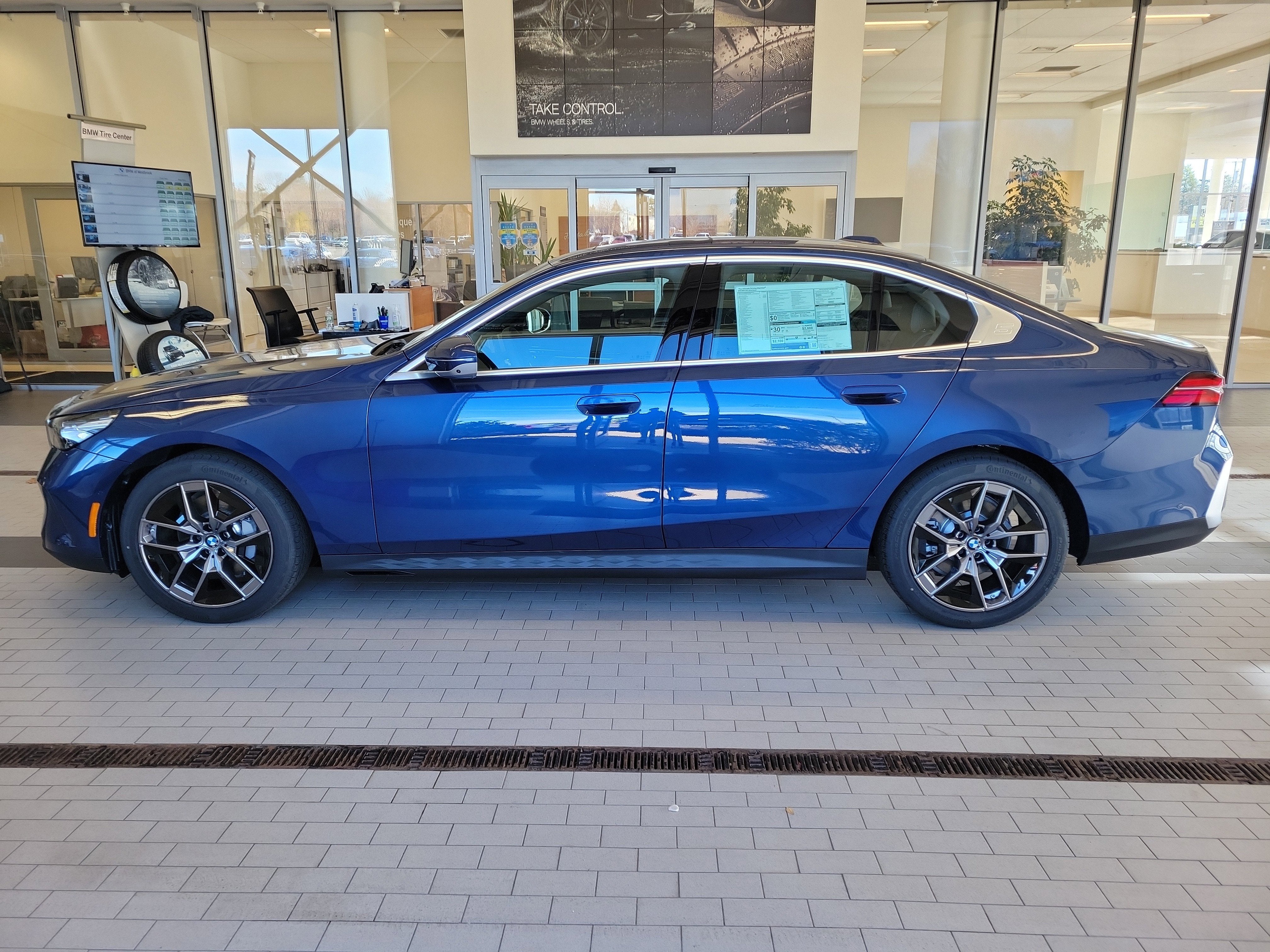 2026 BMW 5 Series 530i xDrive