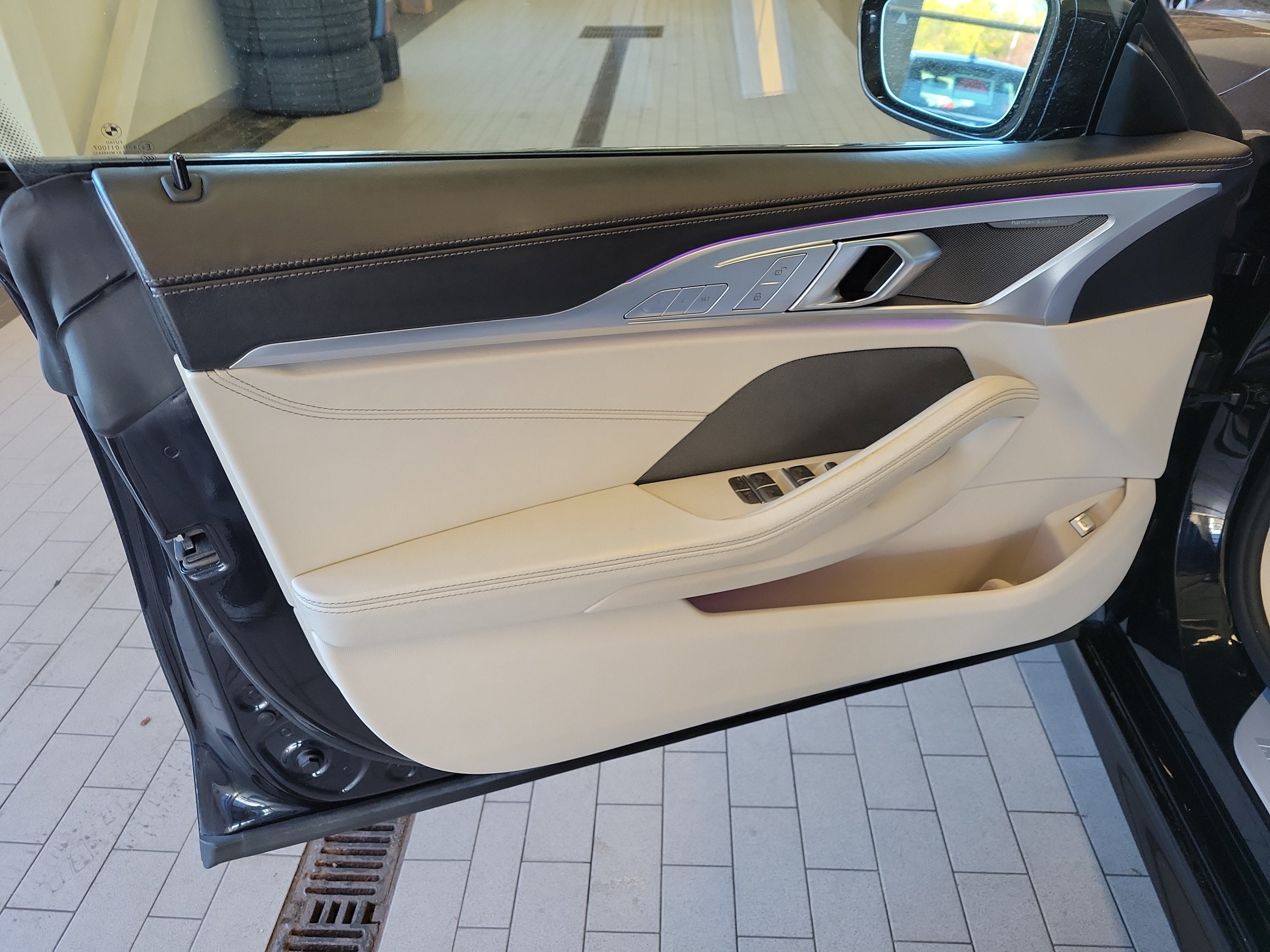 2023 BMW 8 Series 840i