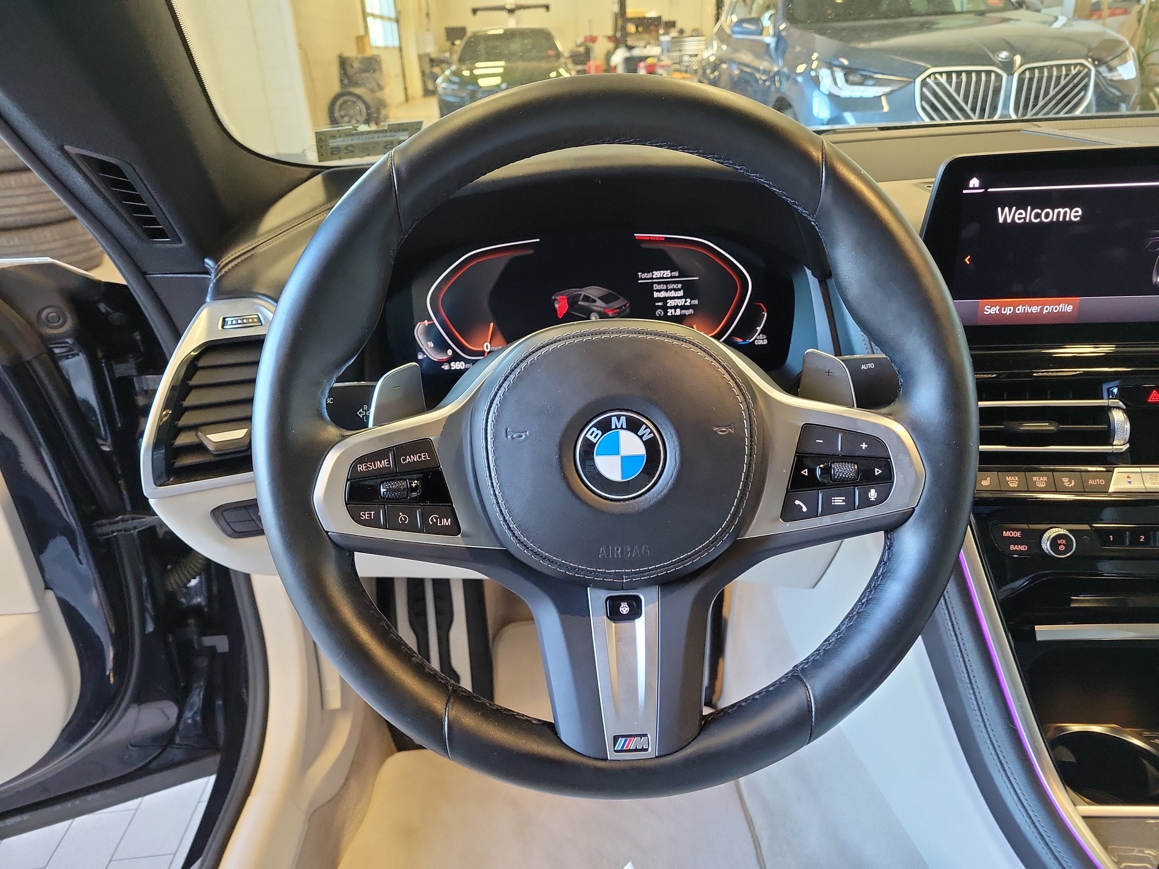 2023 BMW 8 Series 840i