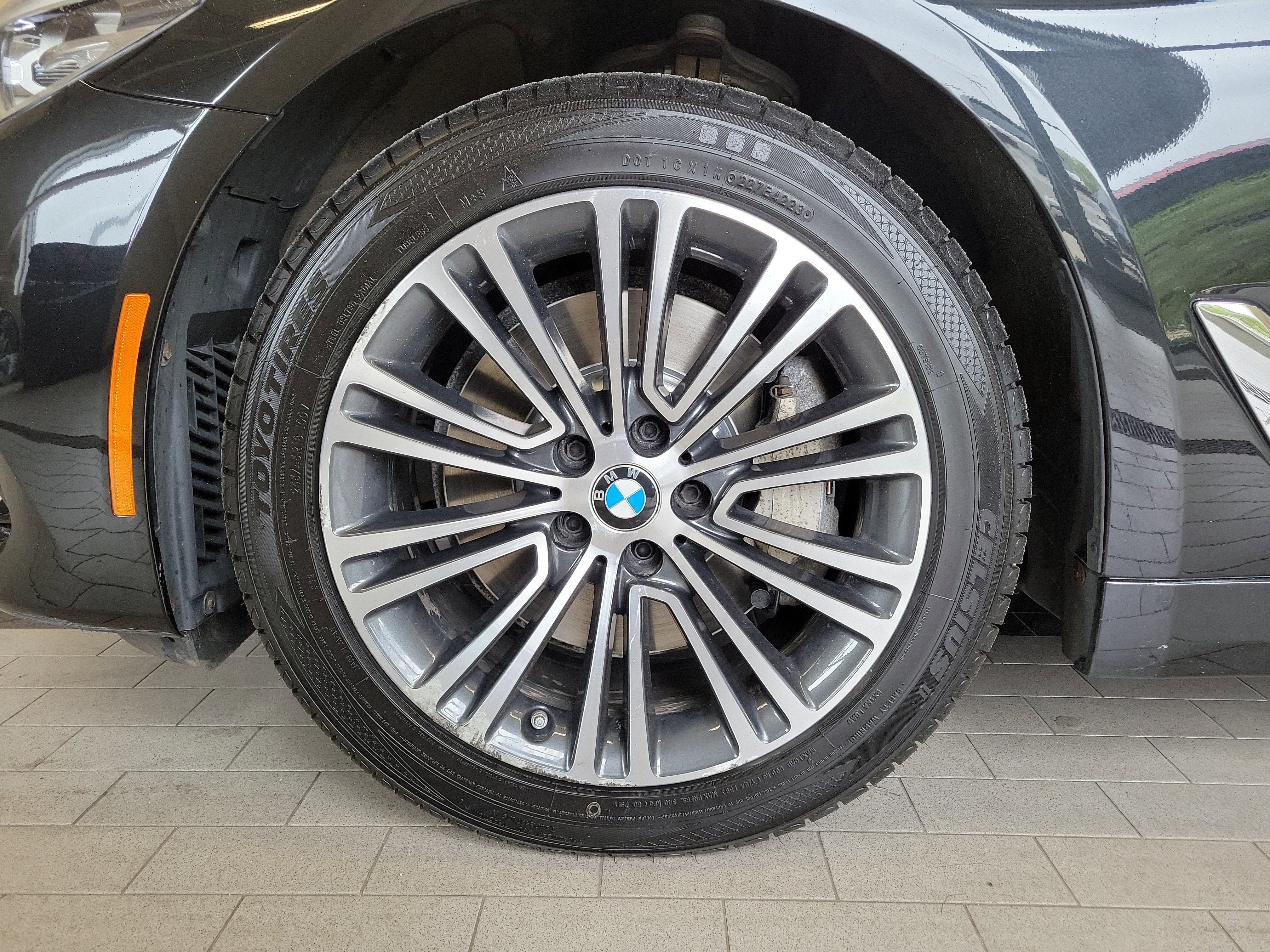 2019 BMW 5 Series 530i xDrive