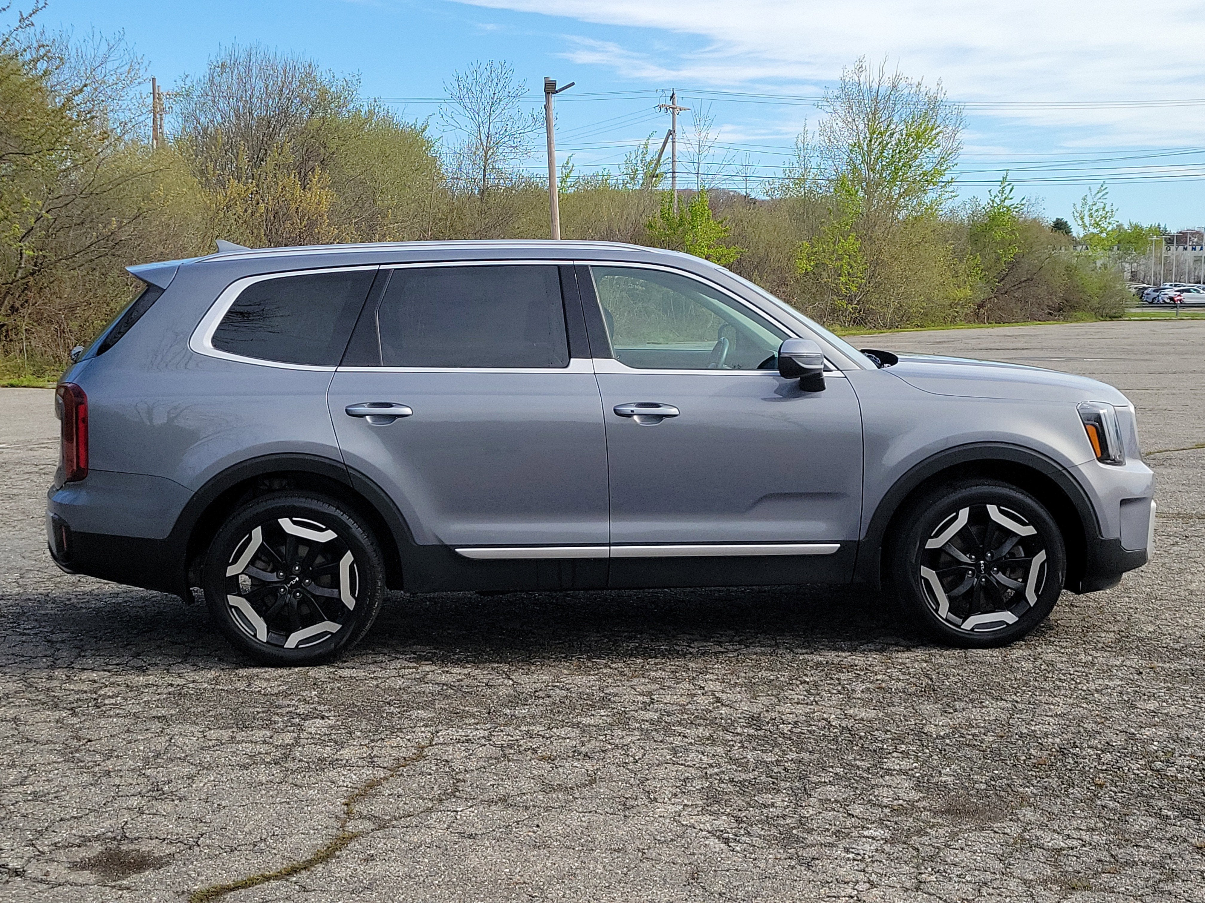 2024 Kia Telluride S