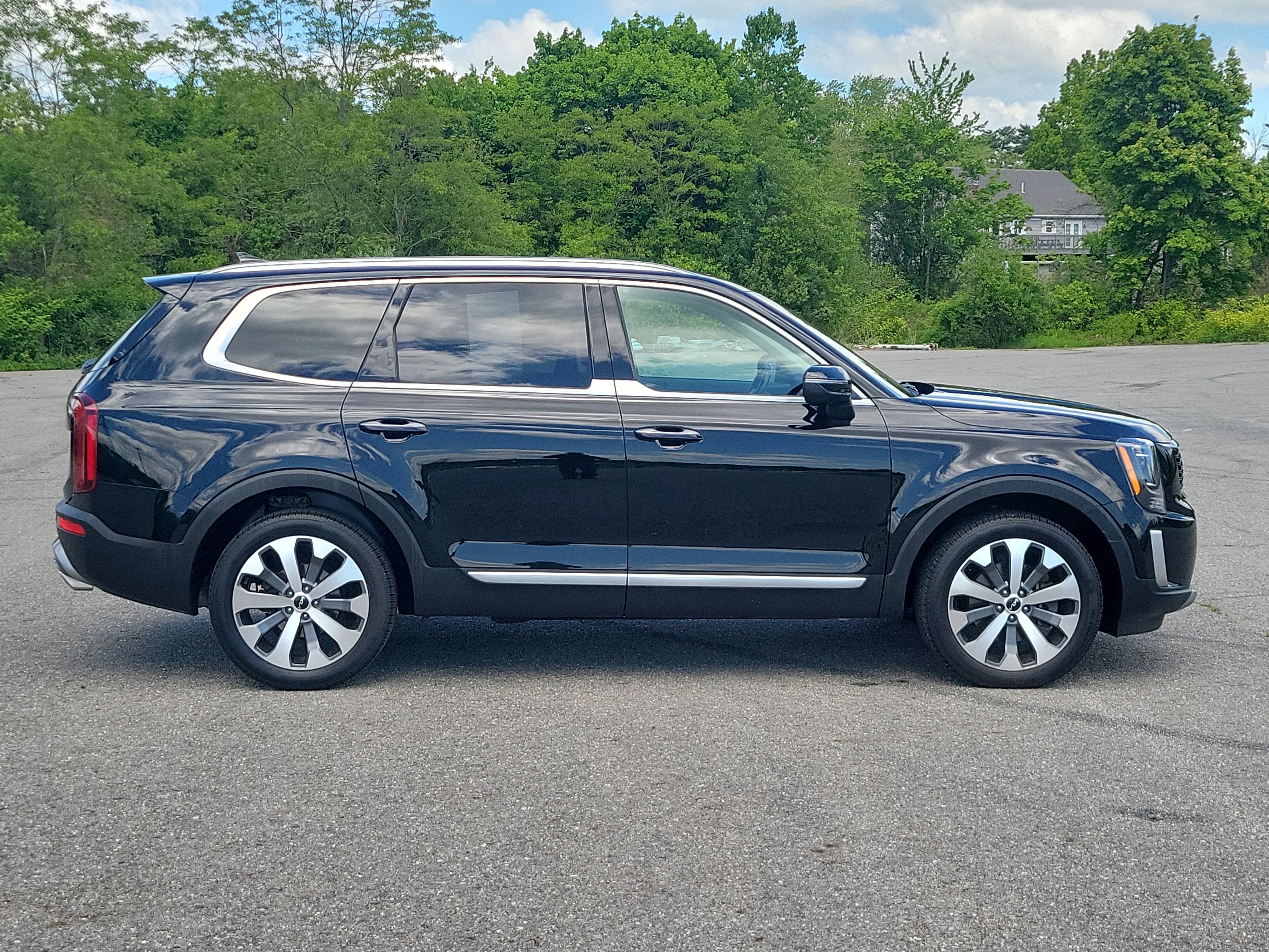 2022 Kia Telluride S