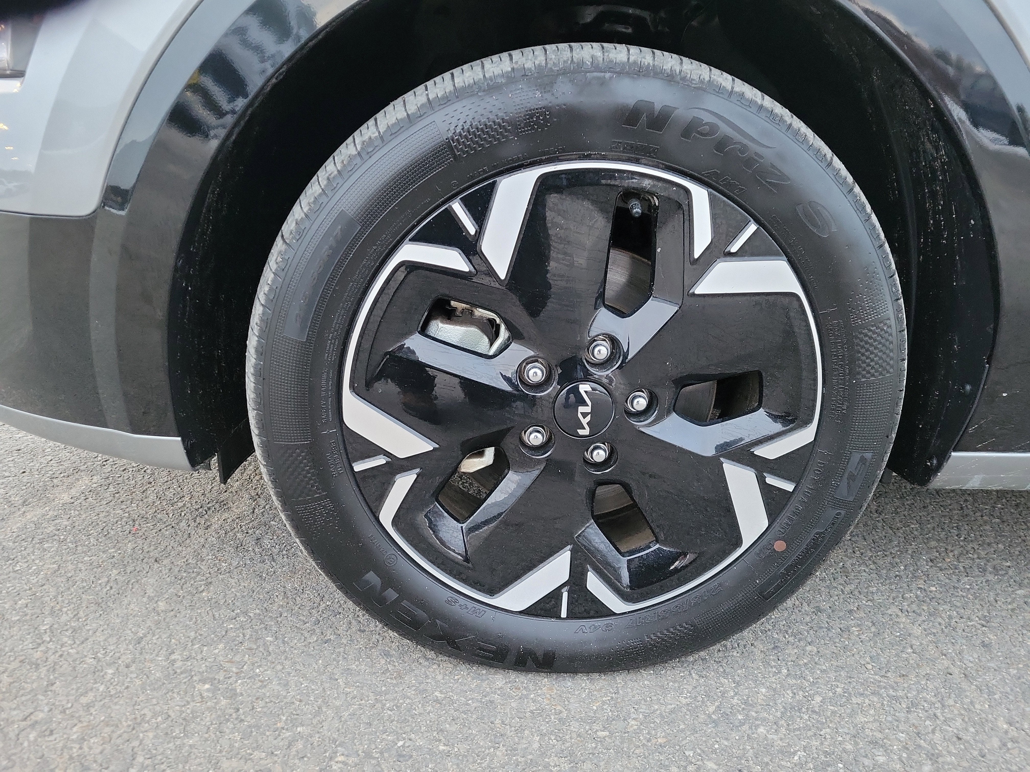 2023 Kia Niro EV Wind