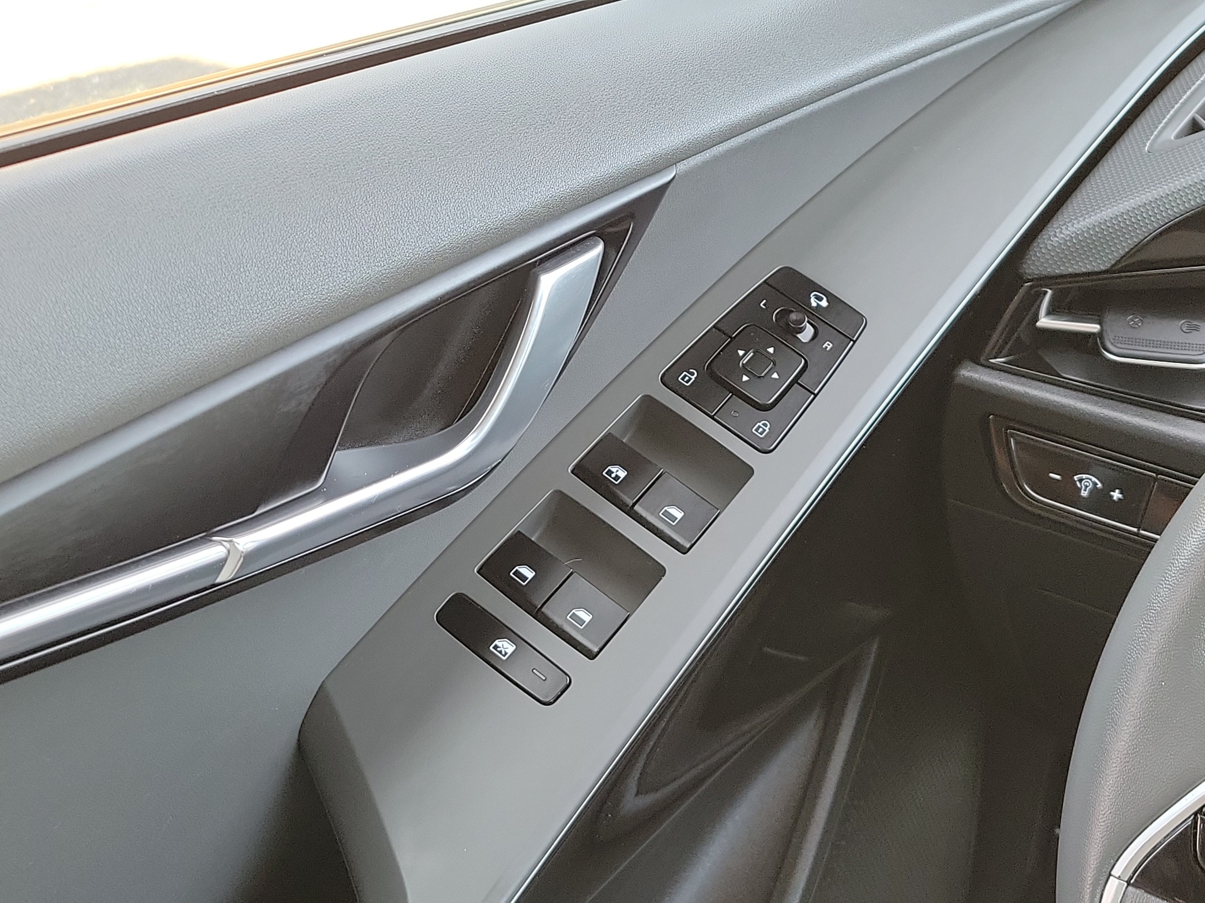 2023 Kia Niro EX Touring