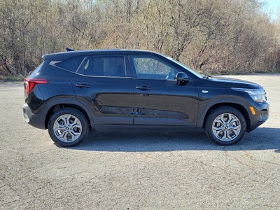 2025 Kia Seltos LX