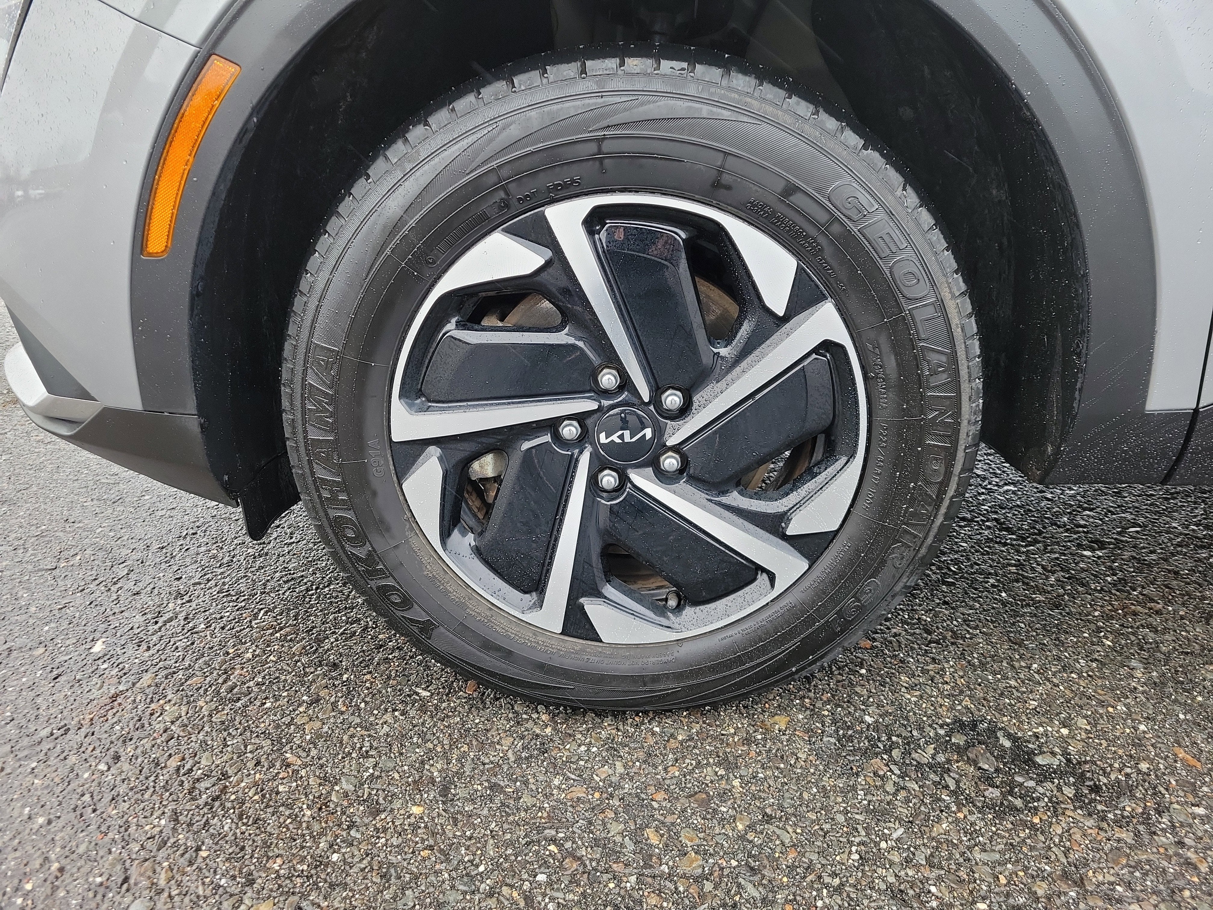 2023 Kia Sportage Hybrid LX