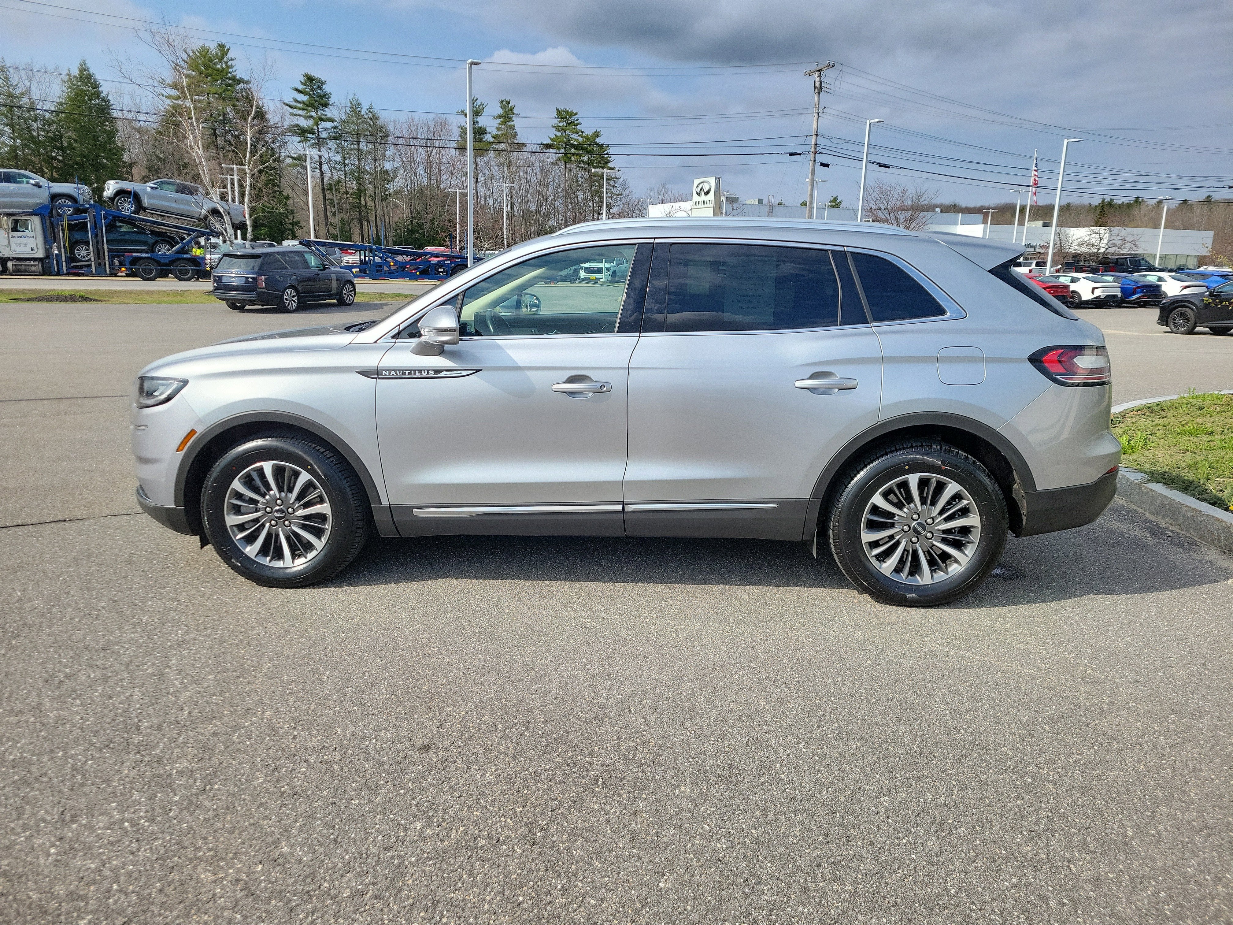 2023 Lincoln Nautilus Standard