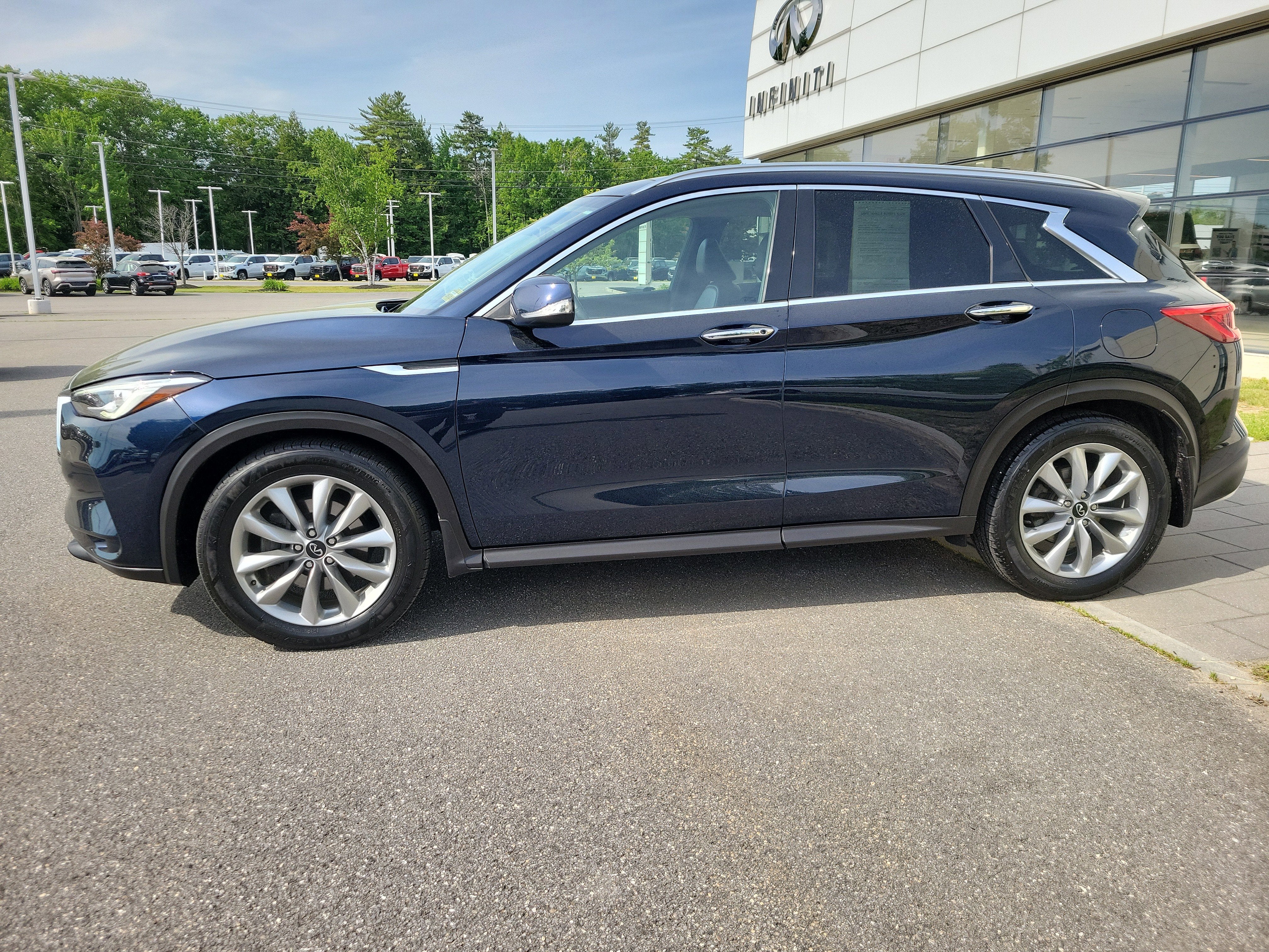 2021 INFINITI QX50 LUXE AWD