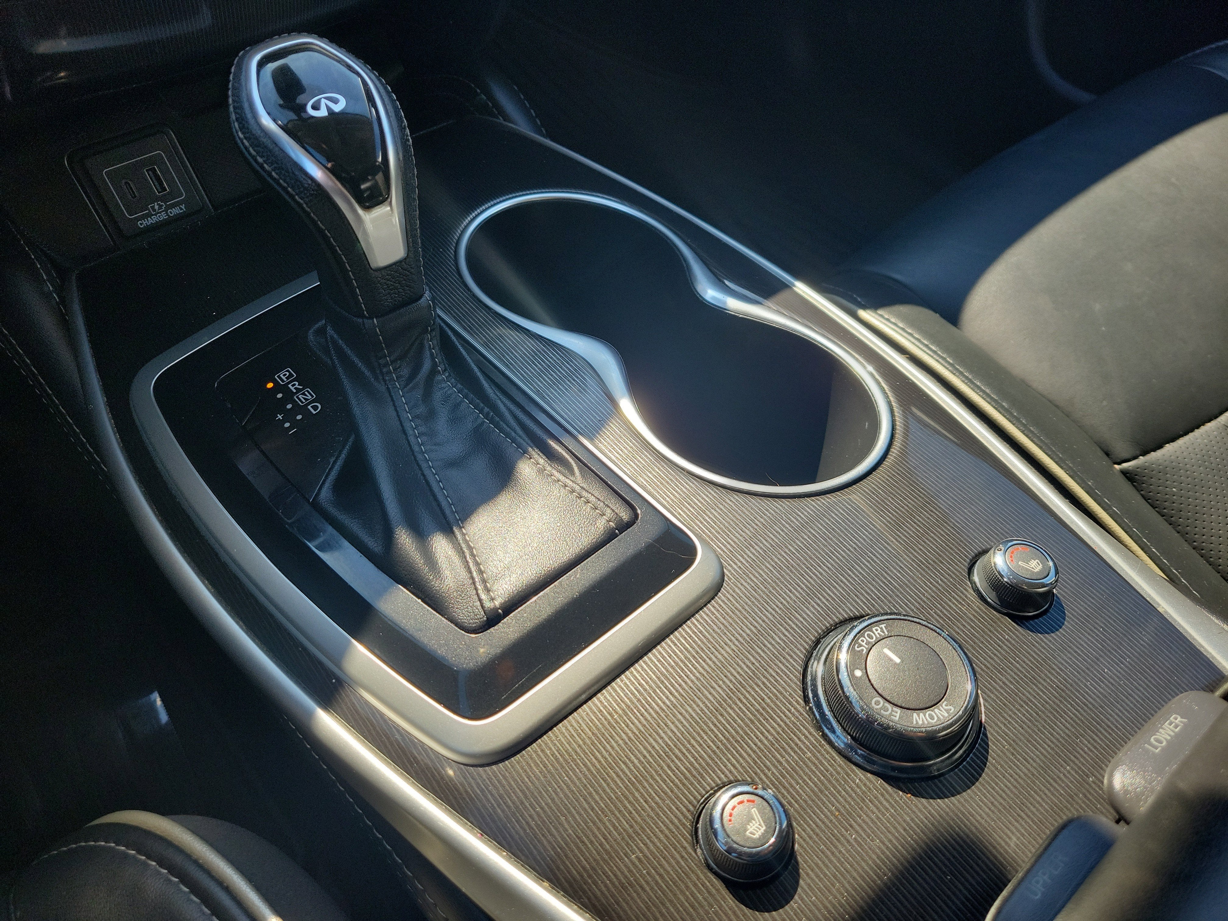 2019 INFINITI QX60 LUXE