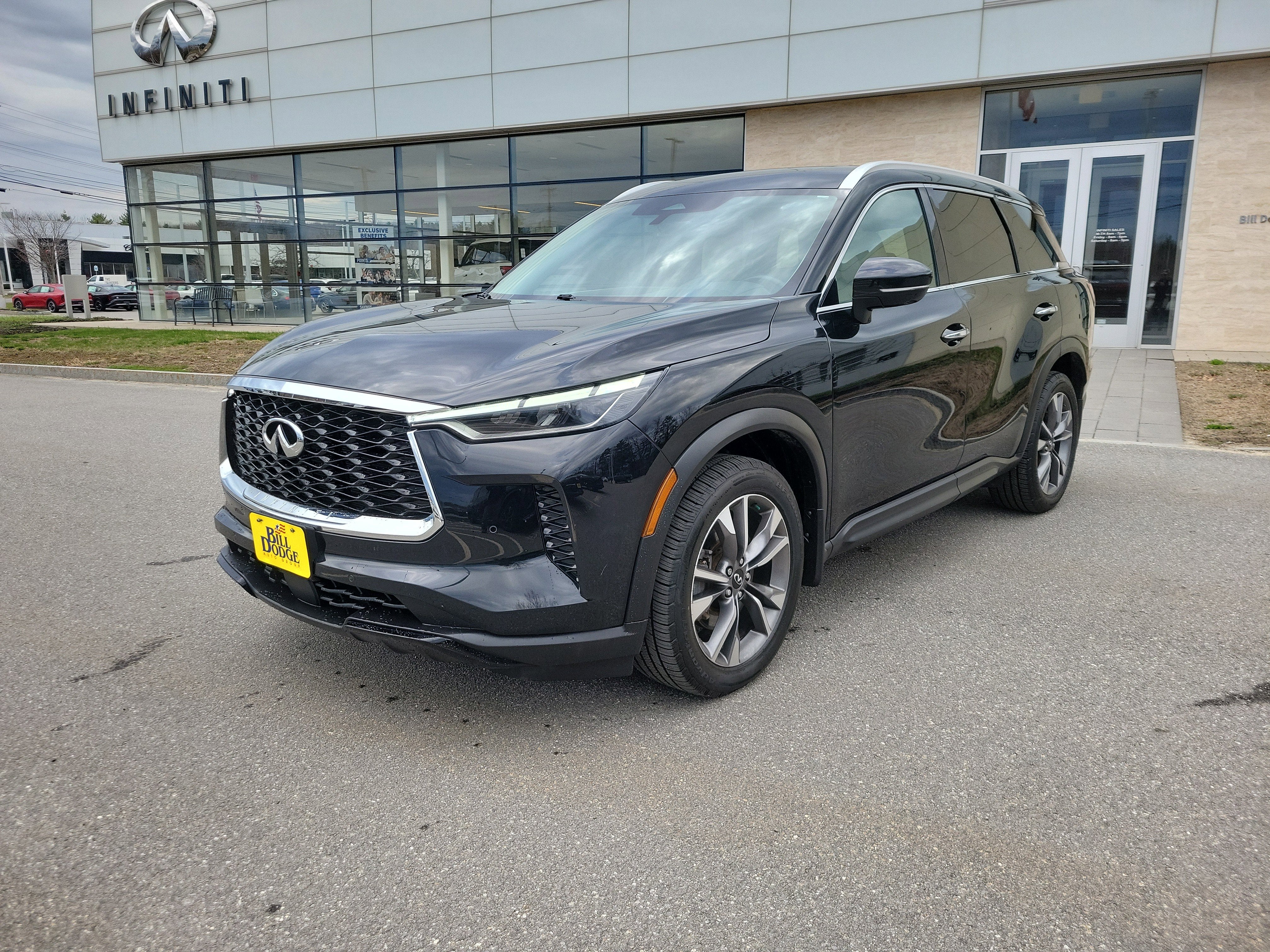2023 INFINITI QX60 LUXE AWD