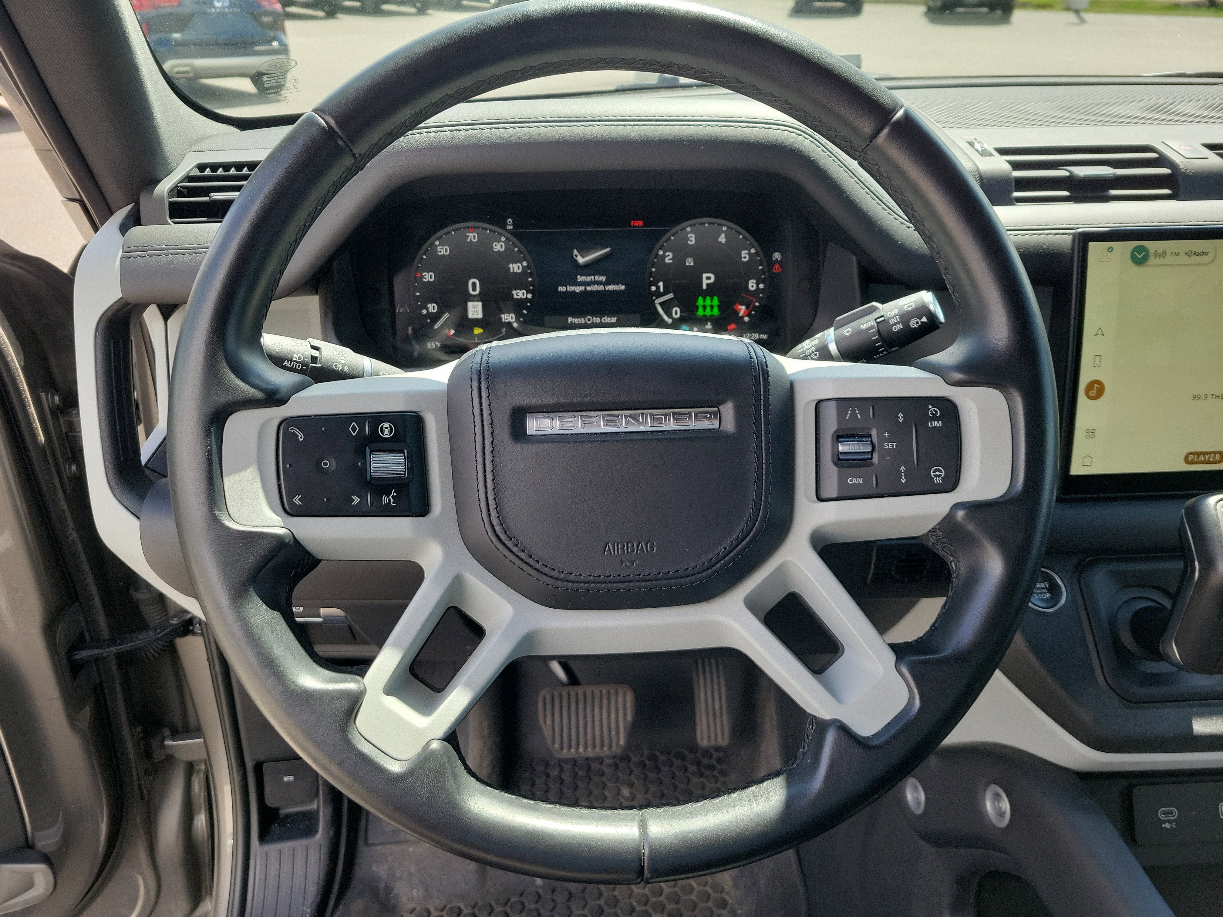 2024 Land Rover Defender X-Dynamic SE