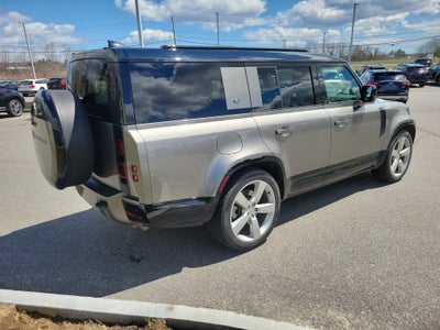 2024 Land Rover Defender X-Dynamic SE