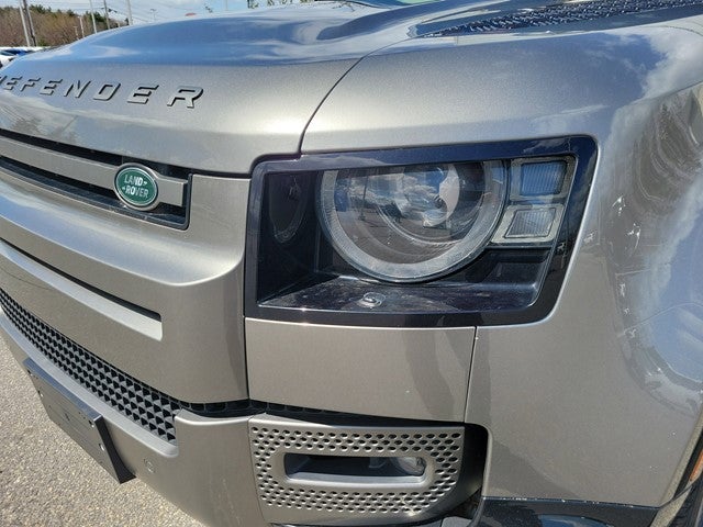 2024 Land Rover Defender X-Dynamic SE