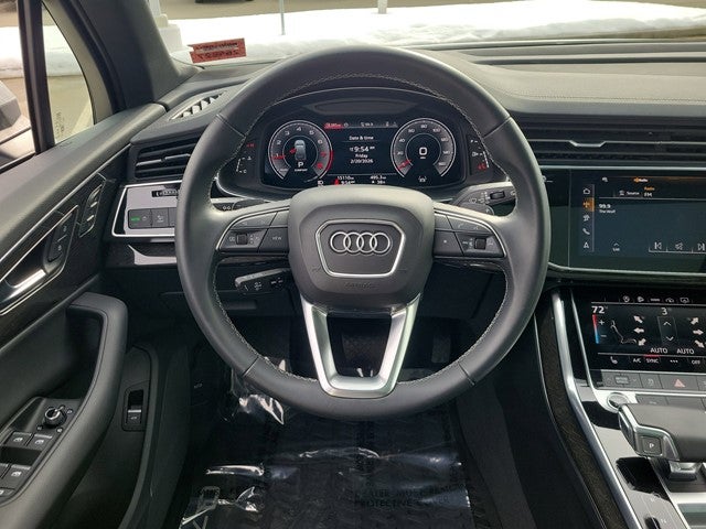 2025 Audi Q7 Premium