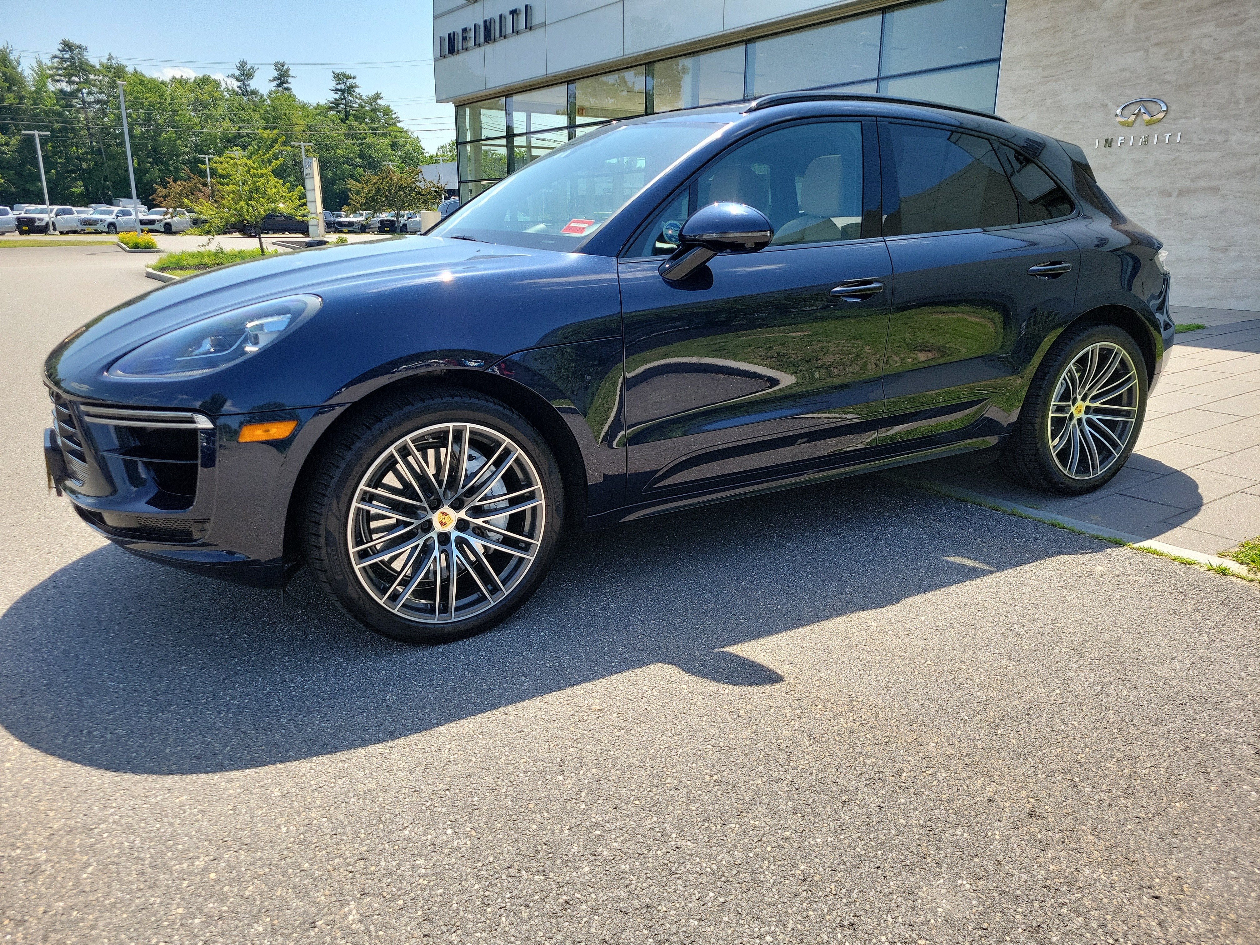 2021 Porsche Macan Turbo