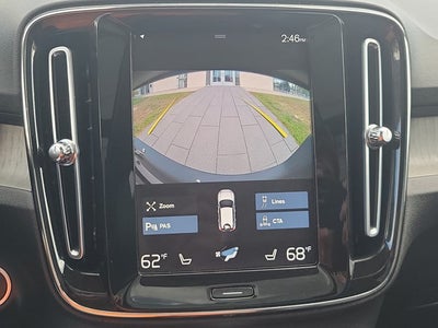 2022 Volvo XC40 Inscription