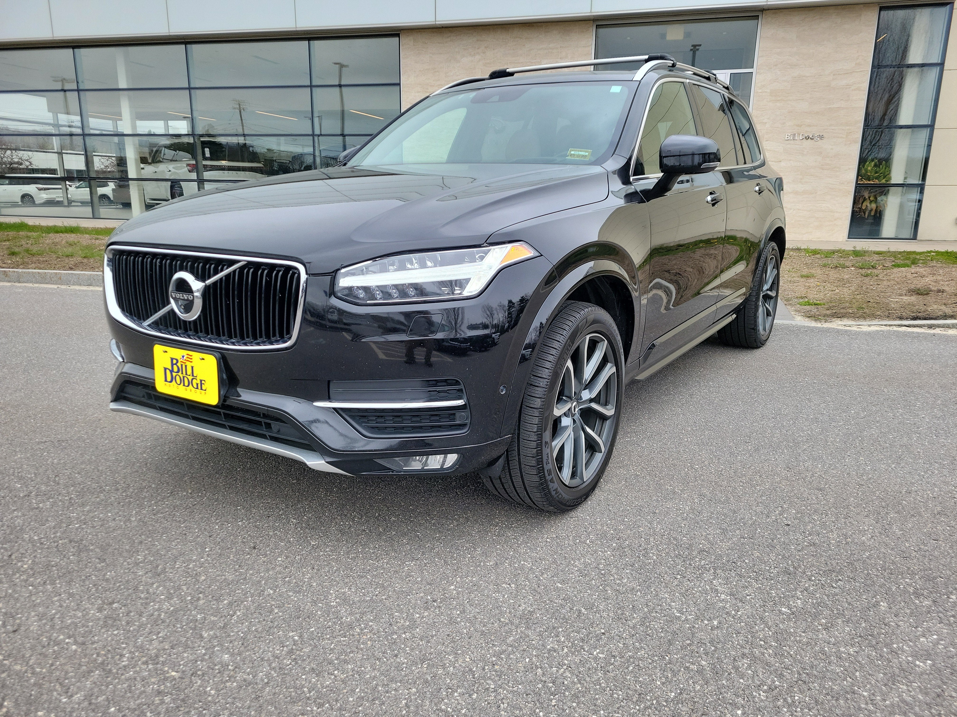 2017 Volvo XC90 Momentum