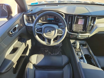 2022 Volvo XC60 Recharge Plug-In Hybrid R-Design