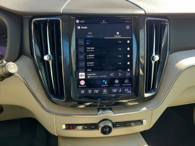 2023 Volvo XC60 Plus Bright Theme