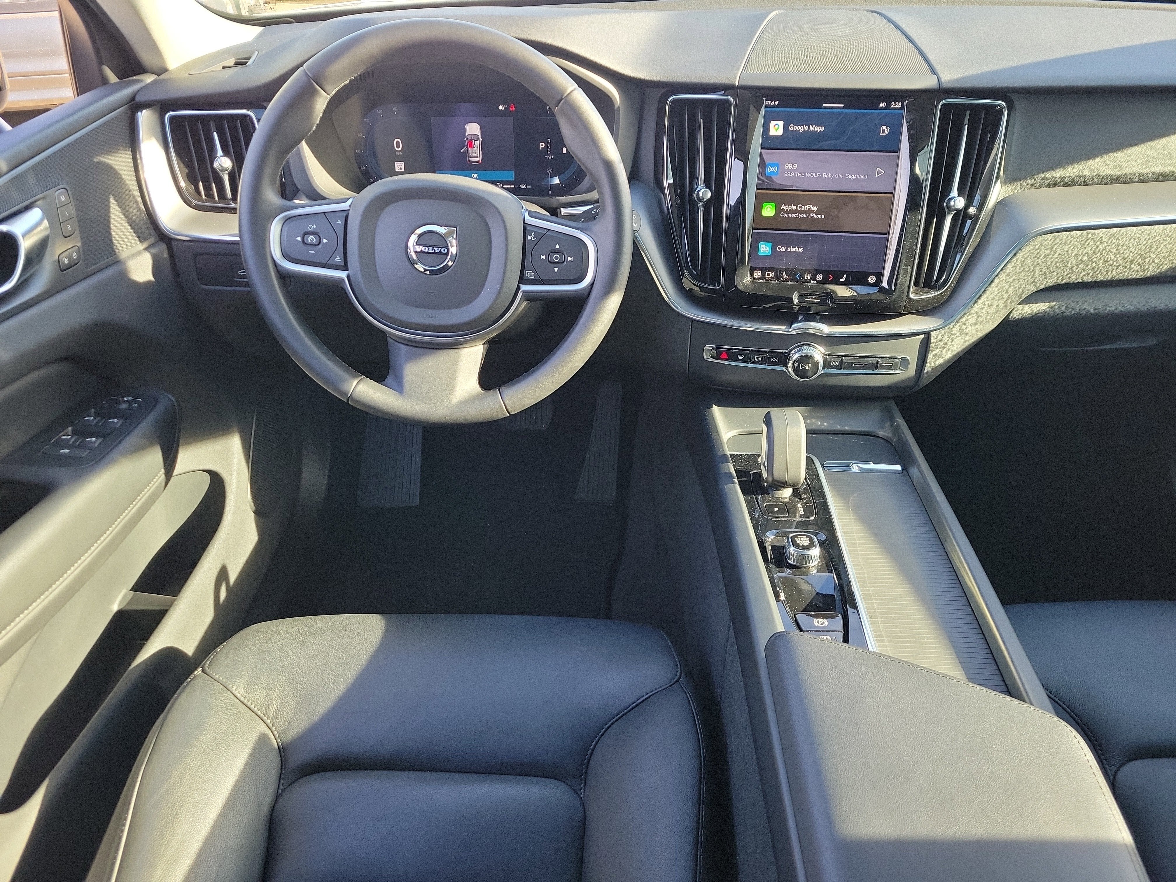 2025 Volvo XC60 Core