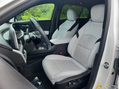2024 Cadillac XT4 Sport