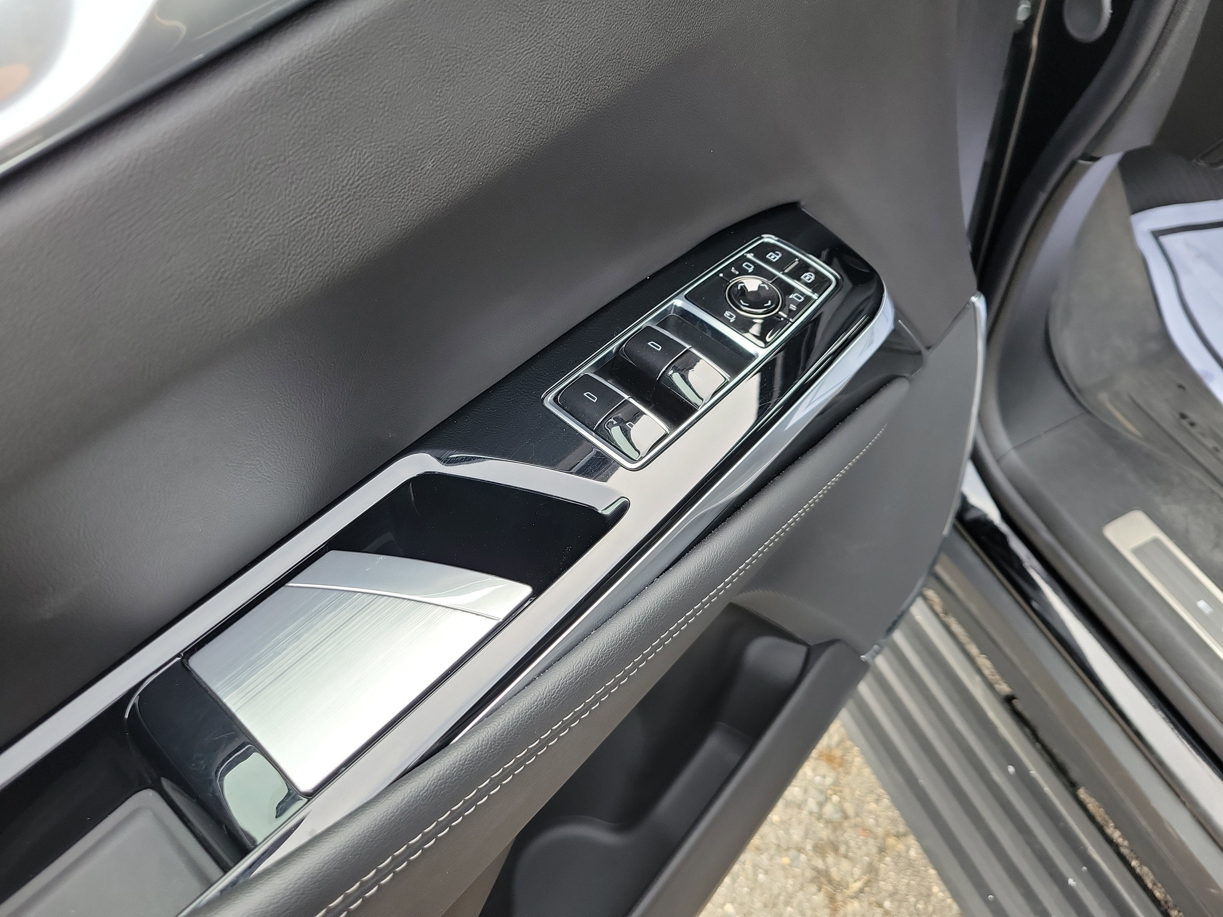 2025 Cadillac Escalade ESV Premium Luxury