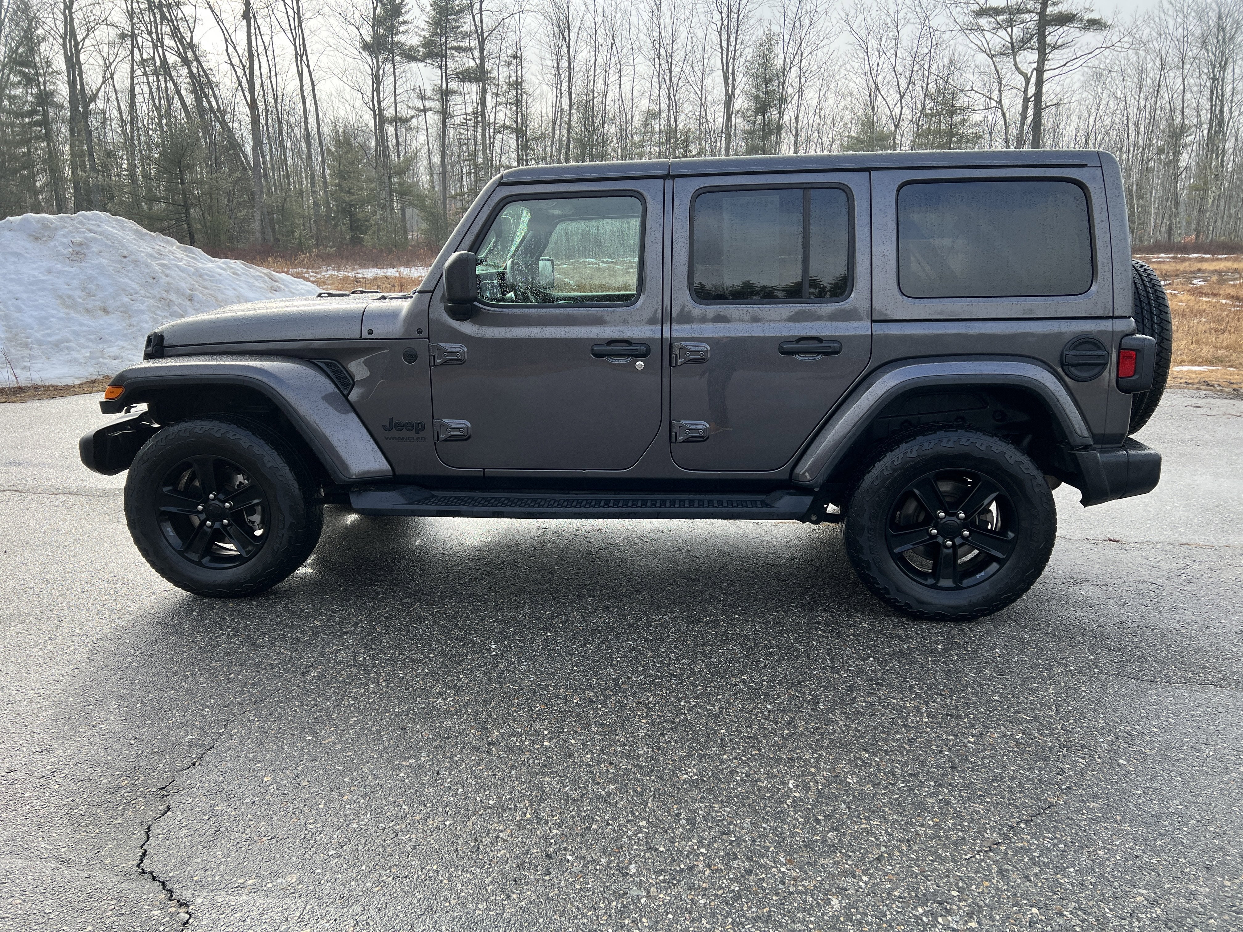2021 Jeep Wrangler Unlimited Sahara Altitude 4x4