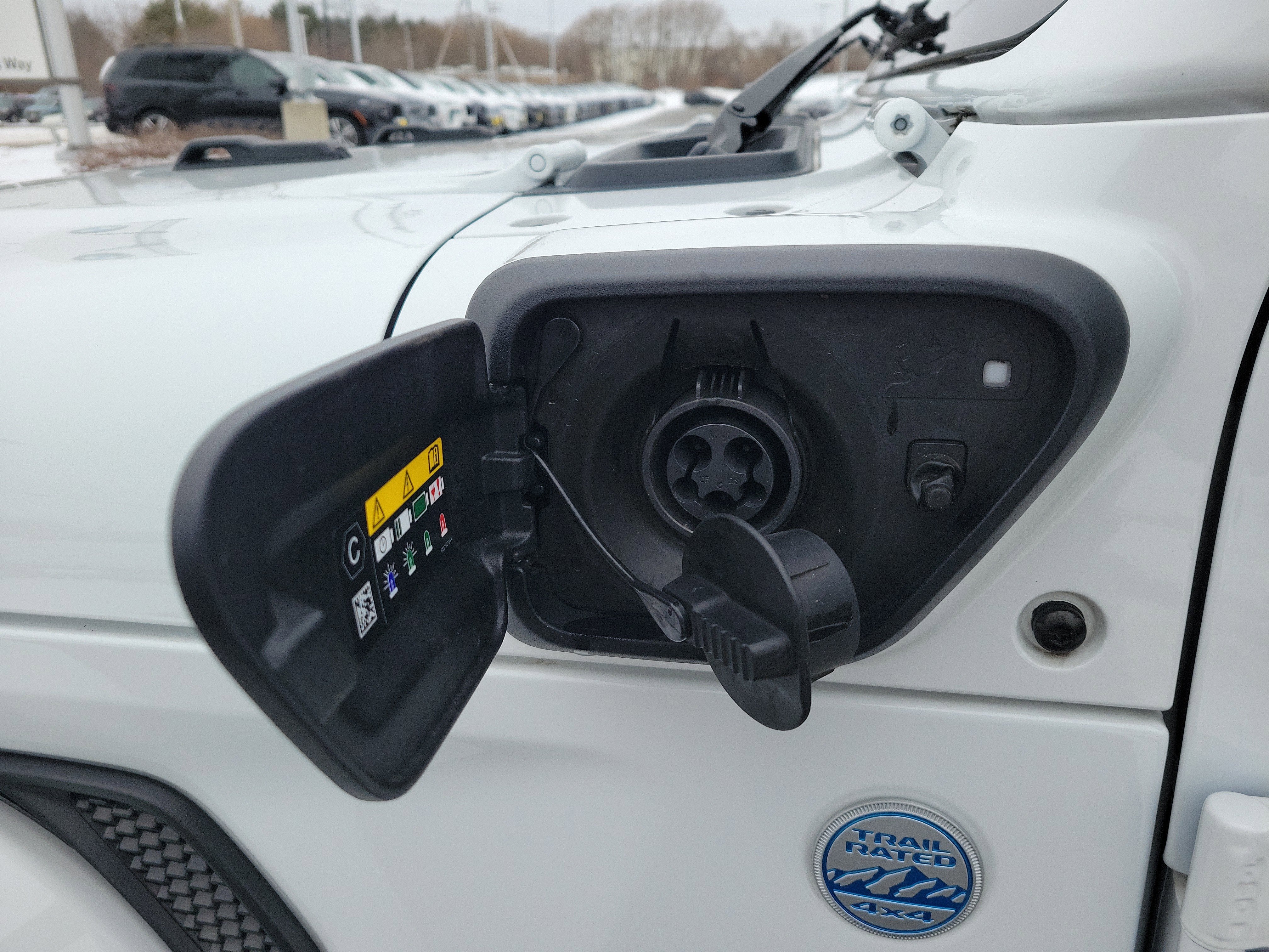 2023 Jeep Wrangler 4xe Sahara 4x4