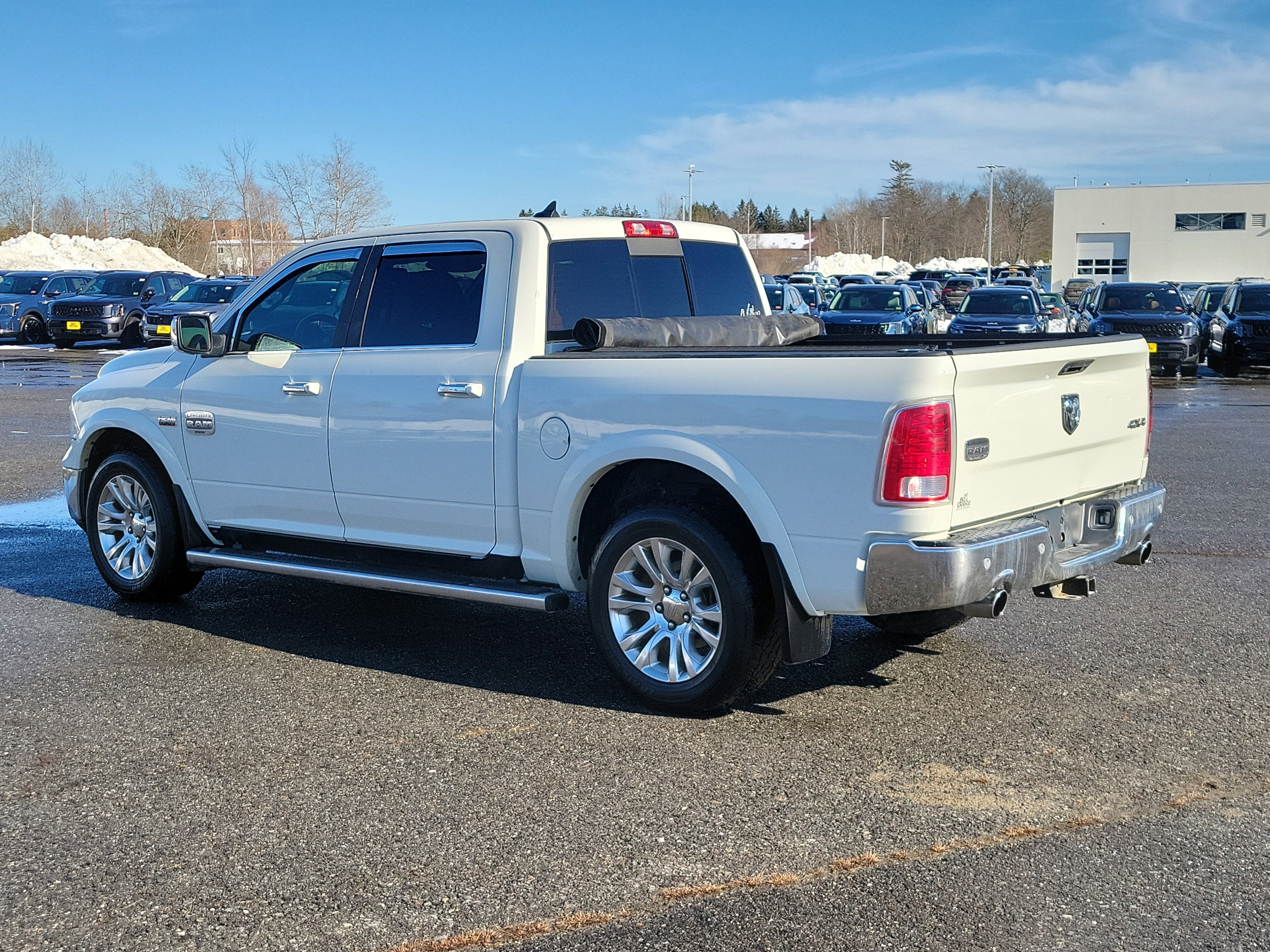 2017 RAM 1500 Longhorn Crew Cab 4x4 5'7" Box