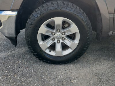 2019 RAM 1500 Laramie Crew Cab 4x4 5'7" Box