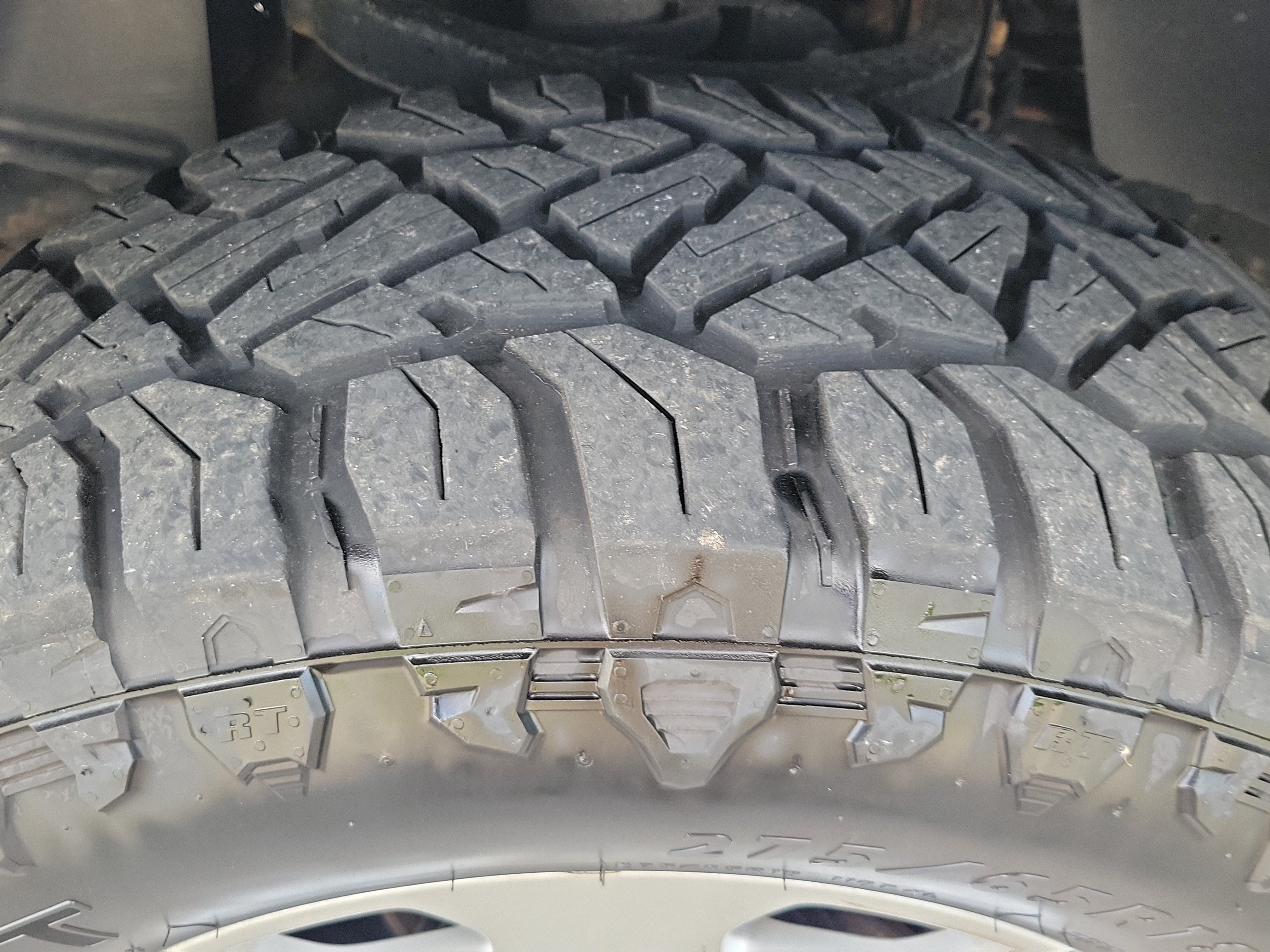 2019 RAM 1500 Laramie Crew Cab 4x4 5'7" Box