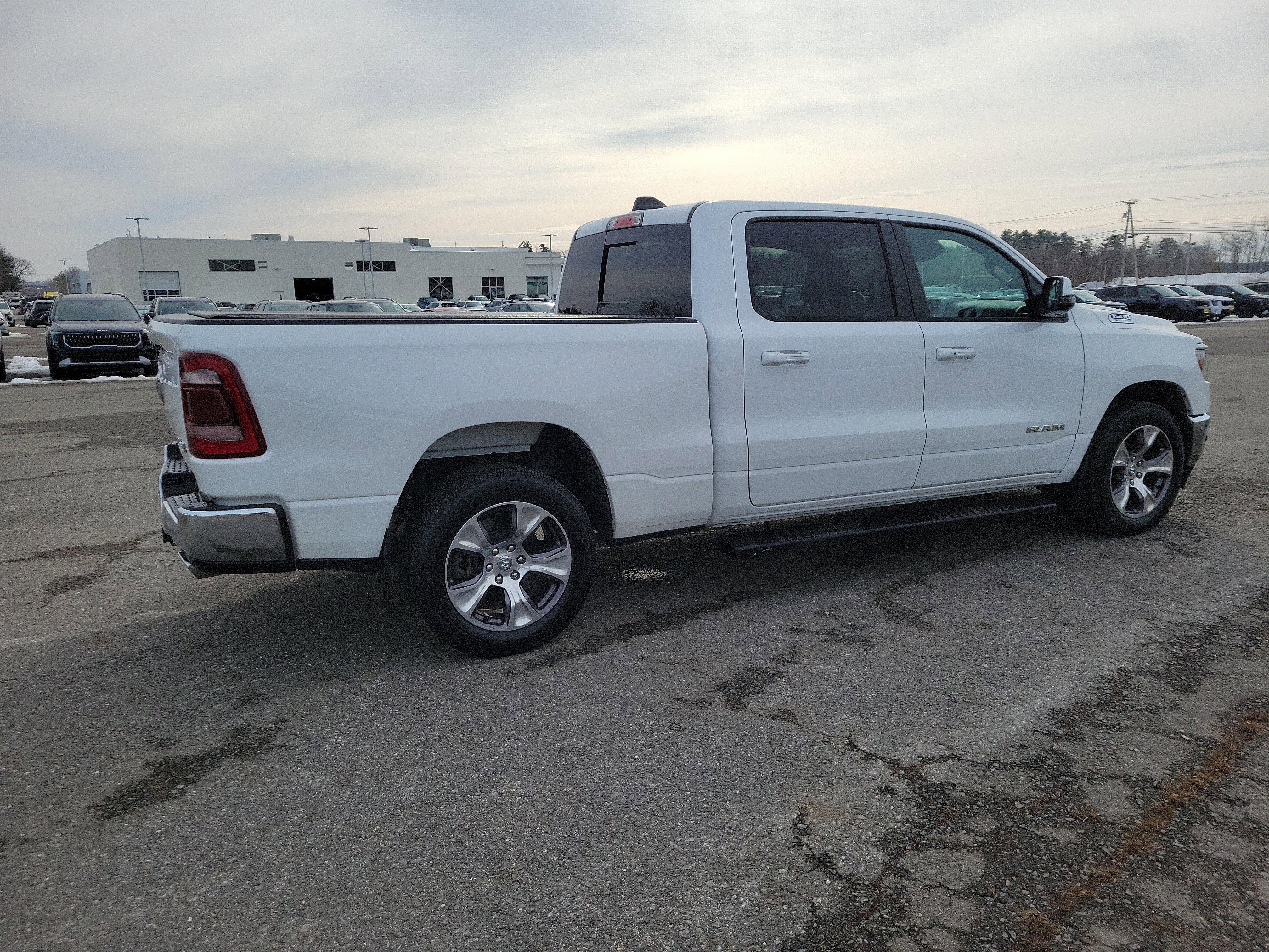 2023 RAM 1500 Laramie Crew Cab 4x4 6'4" Box