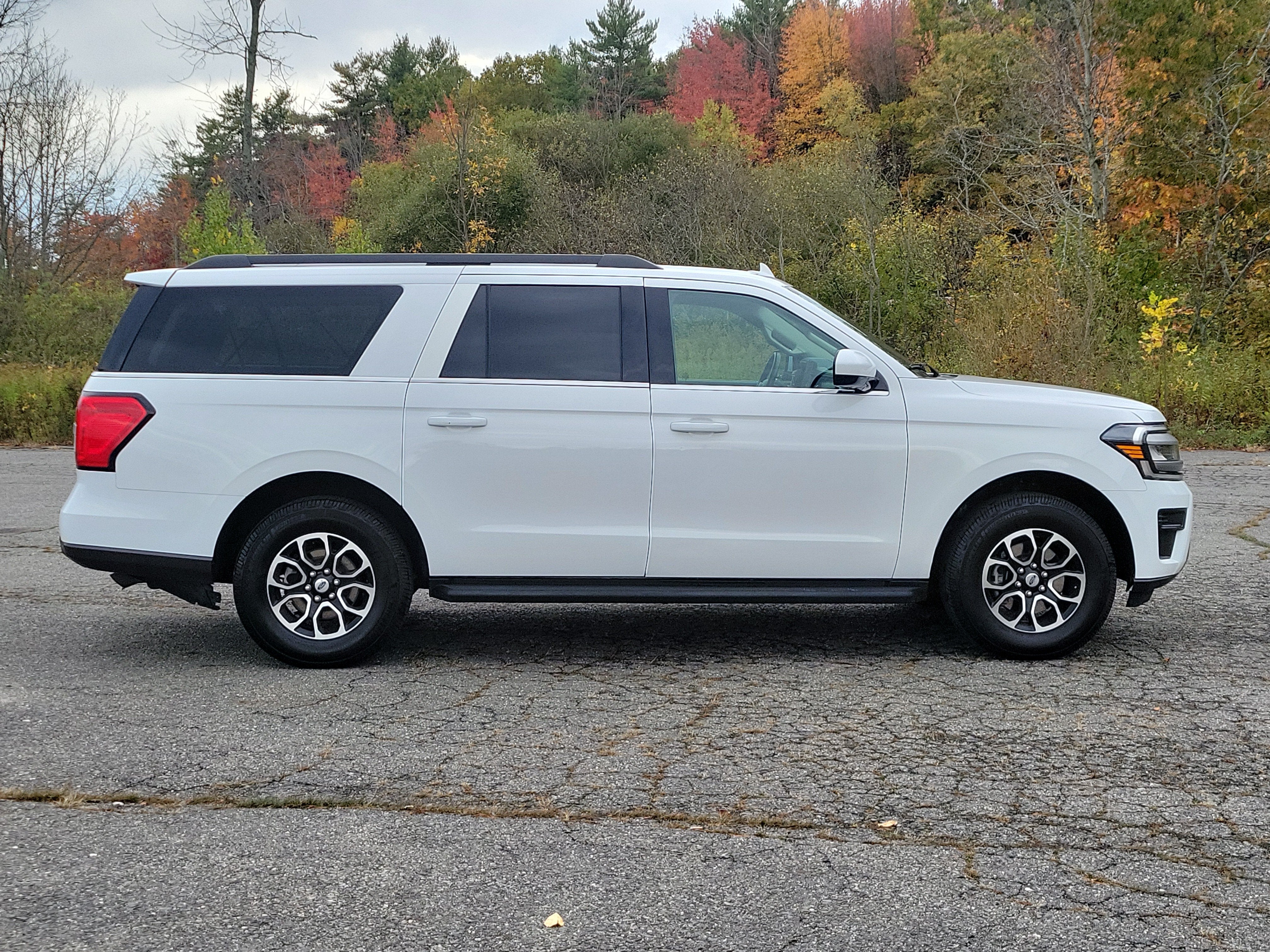 2024 Ford Expedition XLT MAX