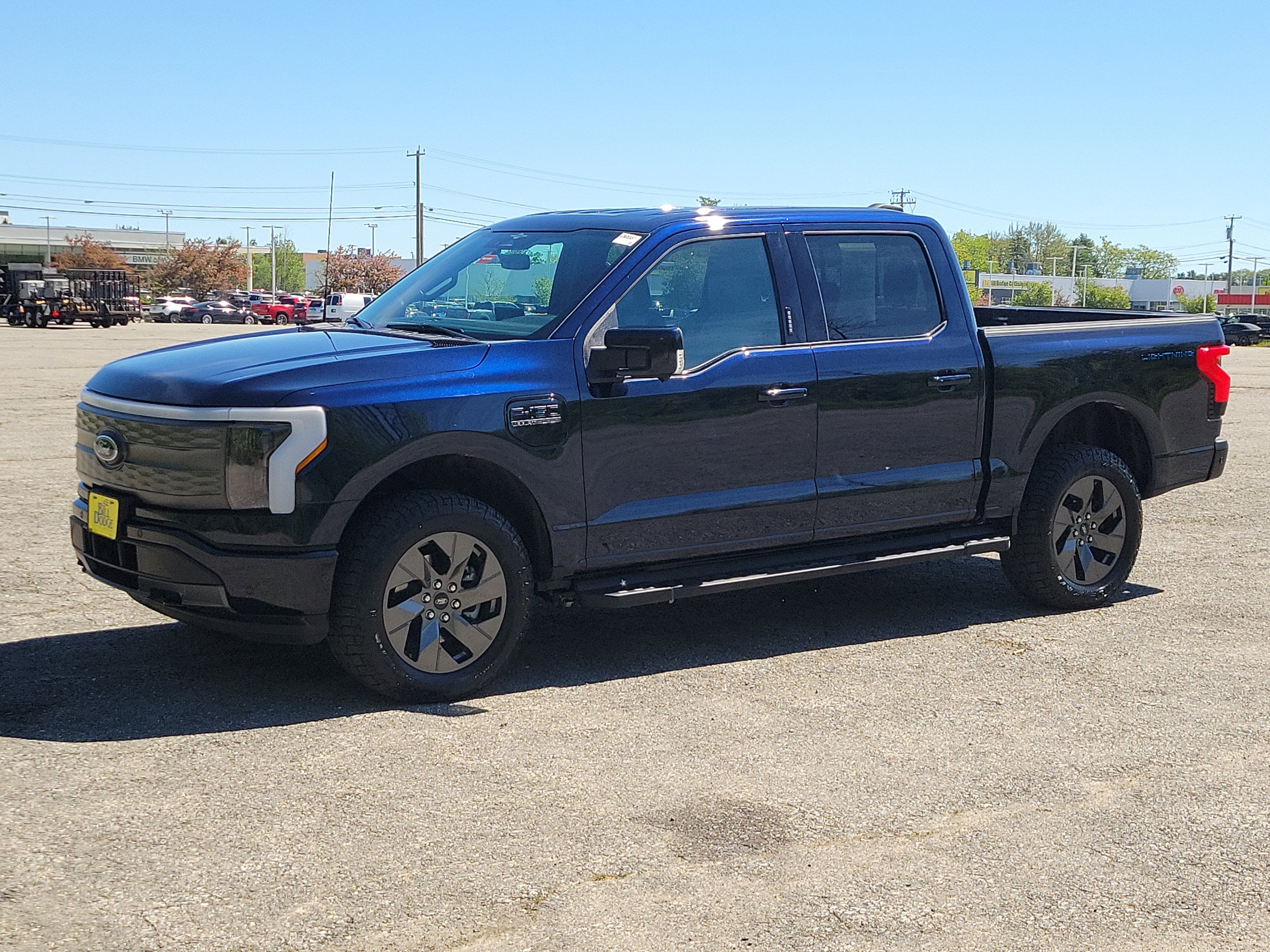 2023 Ford F-150 Lightning LARIAT